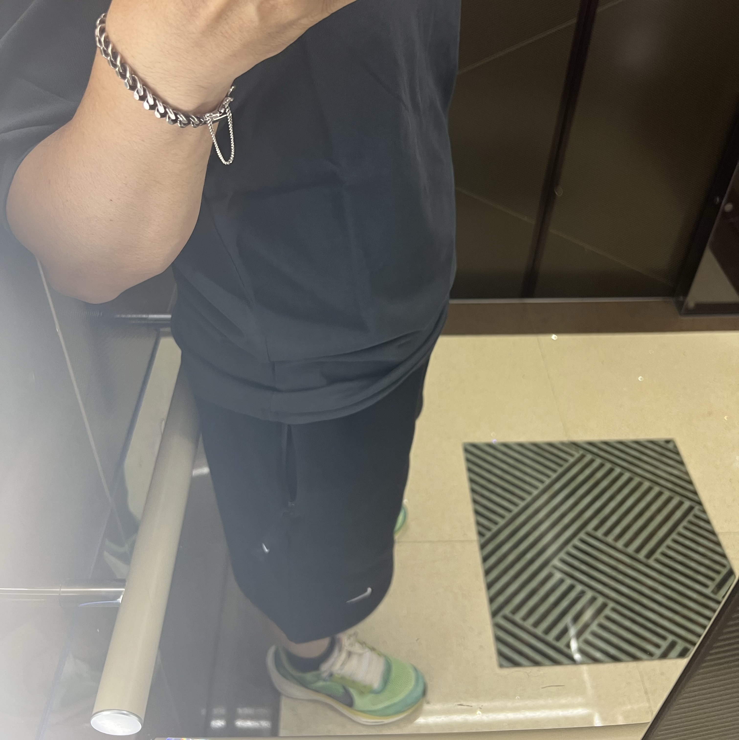 Nike Air Zoom Pegasus 41 Multi Color Vivid Green, Nike NRG Solo Swoosh Fleece Shorts Black - Asia 착용 스타일