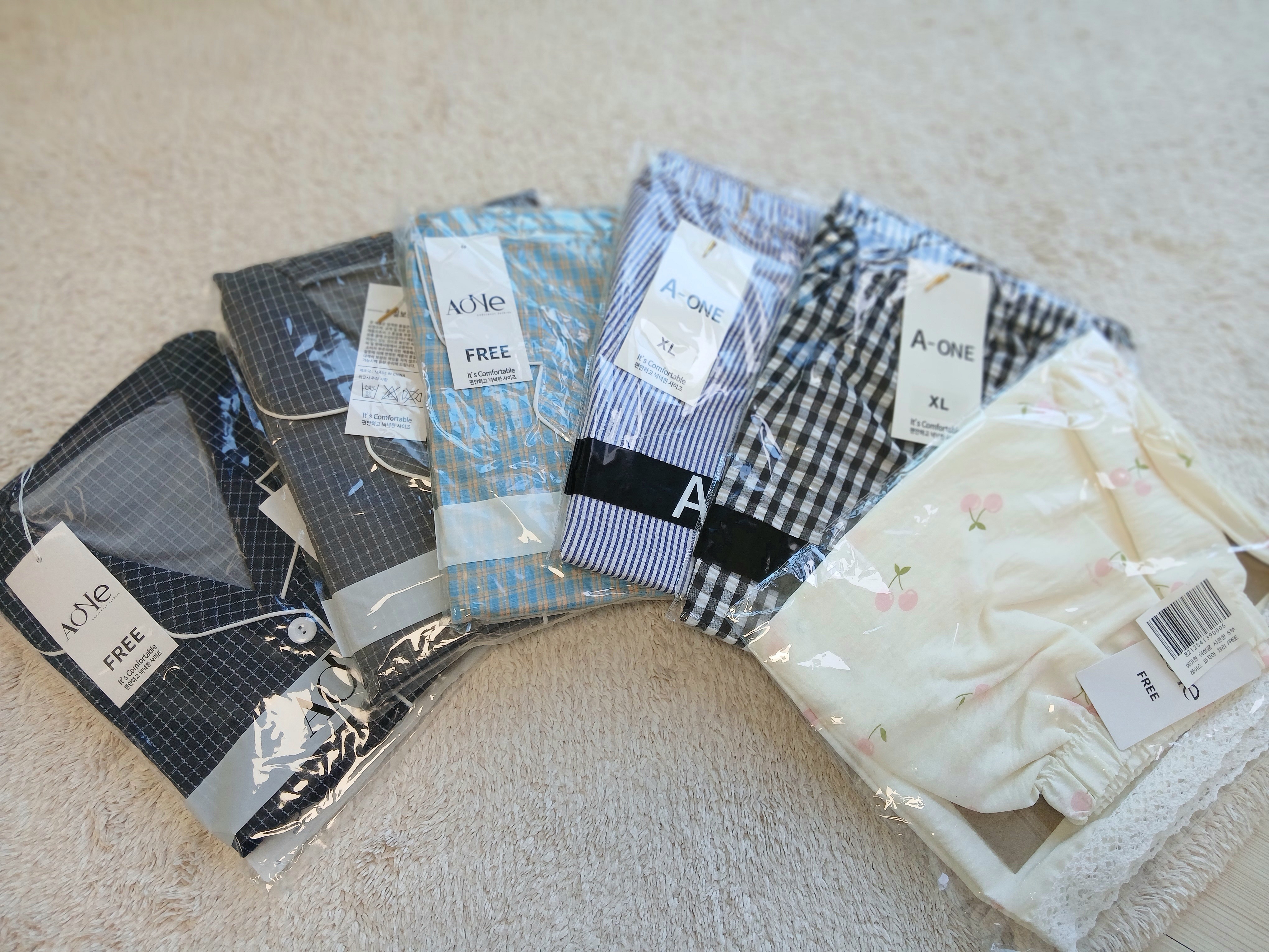 [3% 적립] Aone Cold Check Short Sleeve Pajama Set Gray Check, [3% 적립] Aone Cold Check Short Sleeve Pajama Set Navy Check 착용 스타일 - 1
