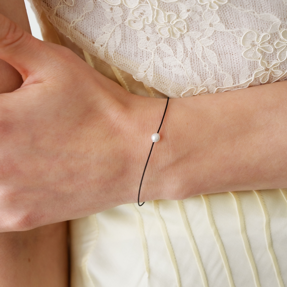 러브미몬스터 타이니 젬 끈 팔찌 화이트(lovememonster Tiny Gem Strap Bracelet WHITE) - 2