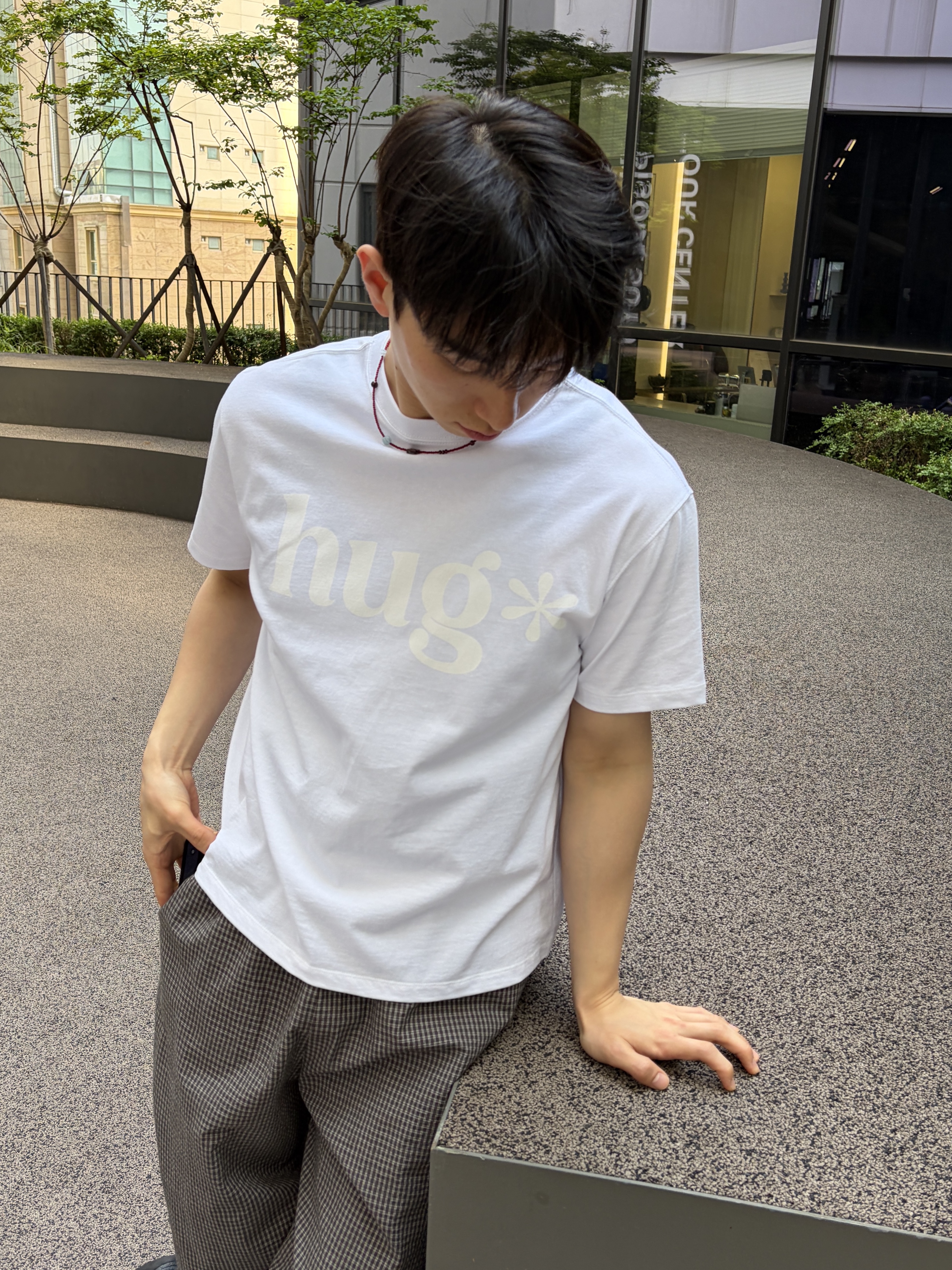 Riomeu Hug Rio Short Sleeve T-shirt Ivory 착용 스타일 - 1