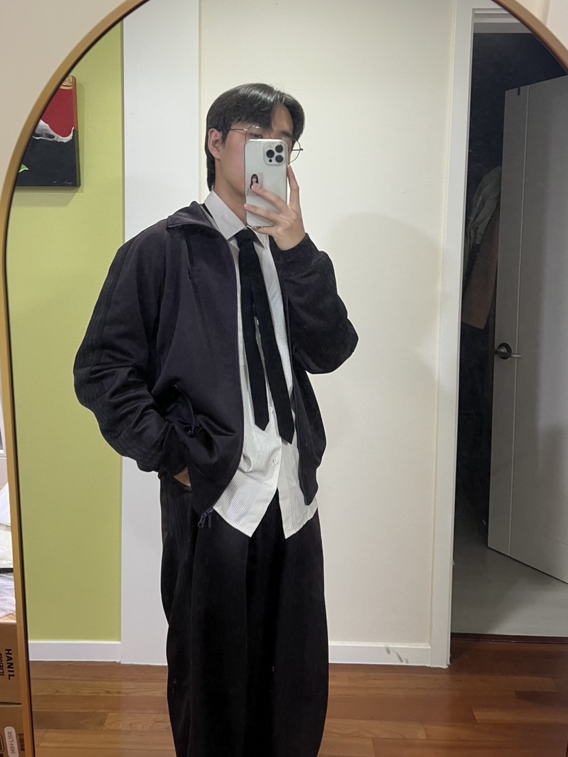Needles Track Jacket Poly Smooth Dark Purple, Needles H.D. Track Pants Poly Smooth Dark Purple 착용 스타일