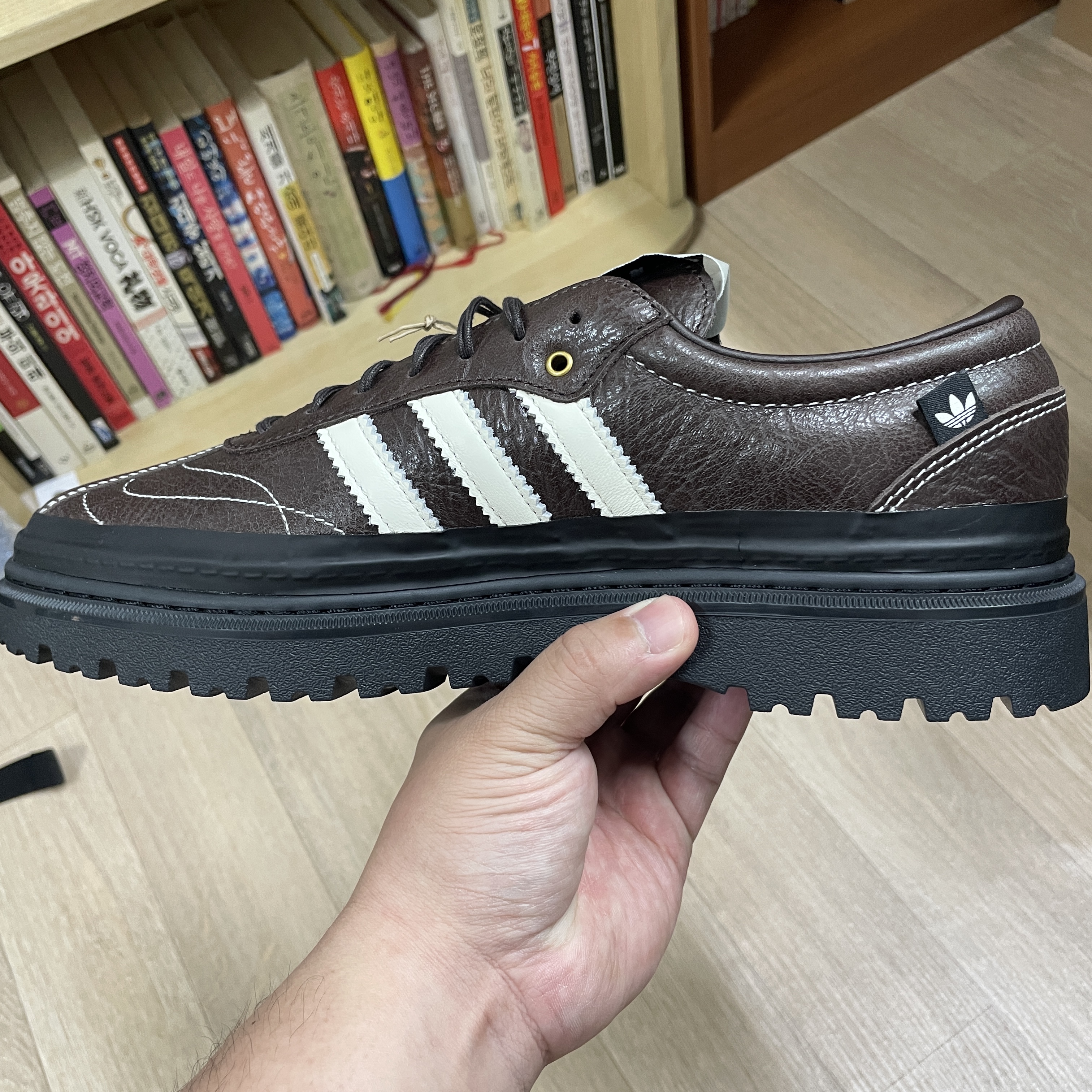 Adidas x Song for the Mute 007 Samba LX Freizeit Aurora Coffee 착용 스타일 - 9