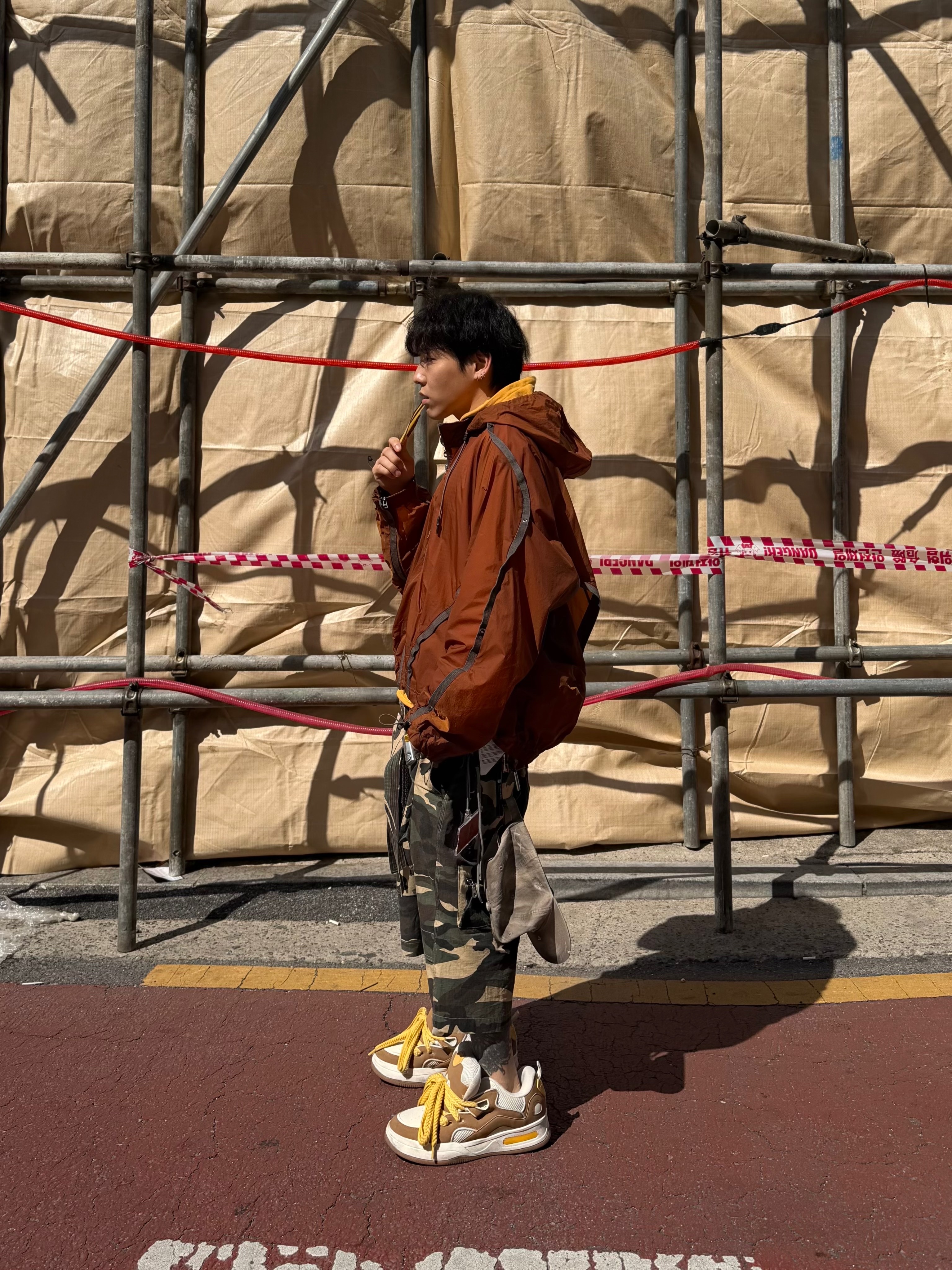 Wapworks Field Safety Bermuda Camo 착용 스타일 - 3