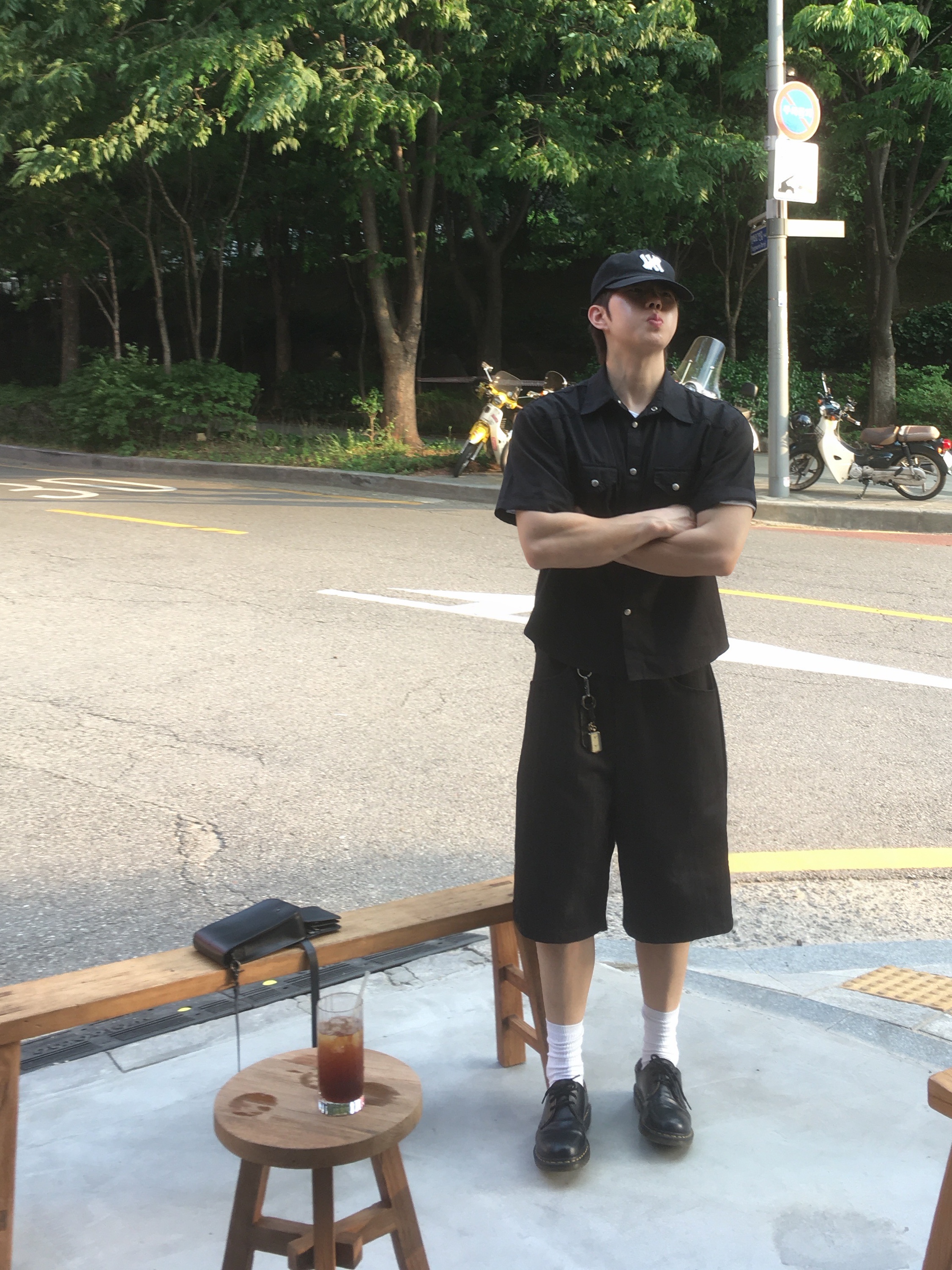Dr. Martens 1461 Smooth Black, Farfromwhat Far Patch Logo Cap Black 착용 스타일 - 1