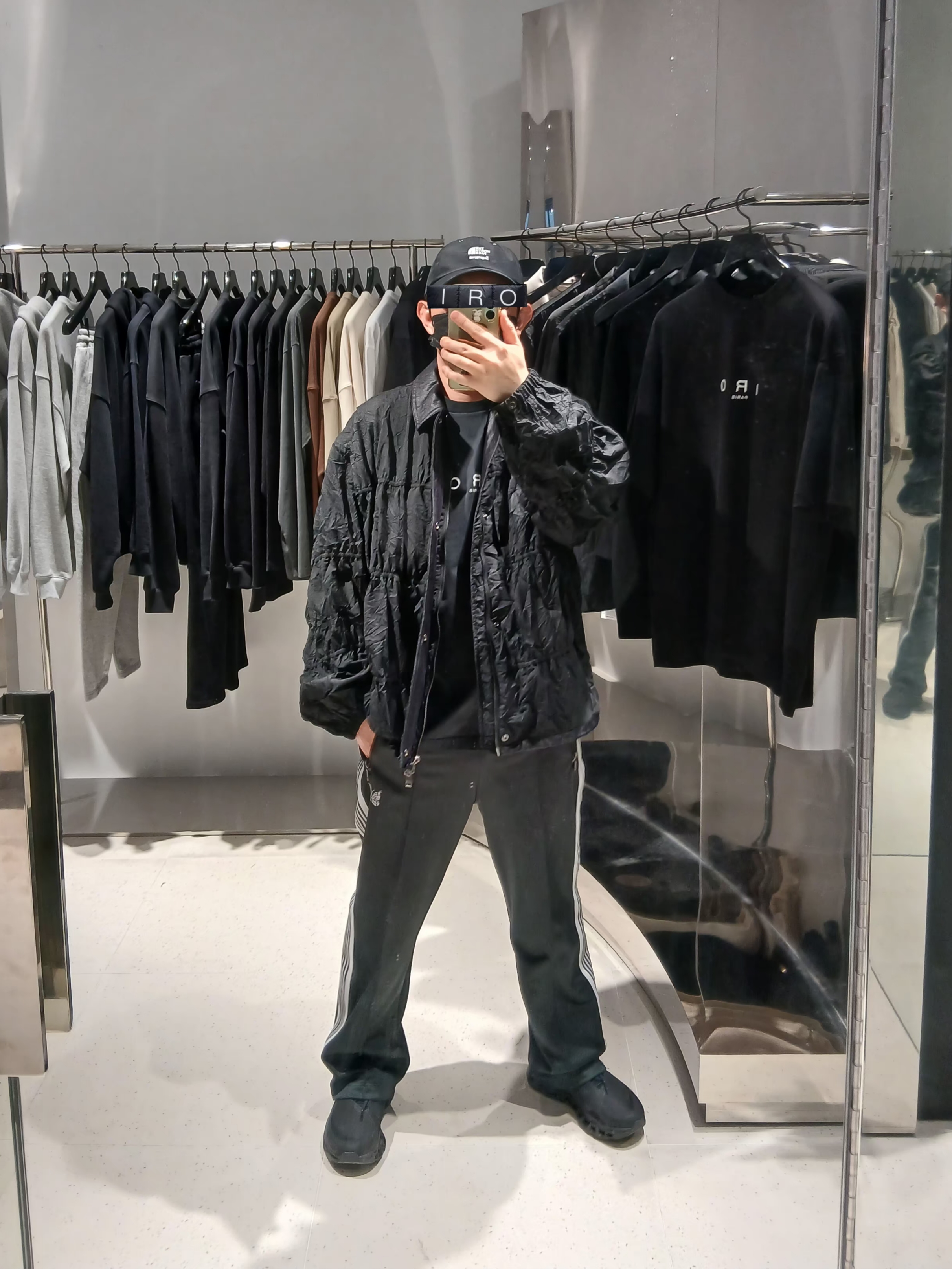 Iro Velin Shirring Coach Jumper Black, Supreme x The North Face Split 6-Panel Black - 24SS 착용 스타일 - 1
