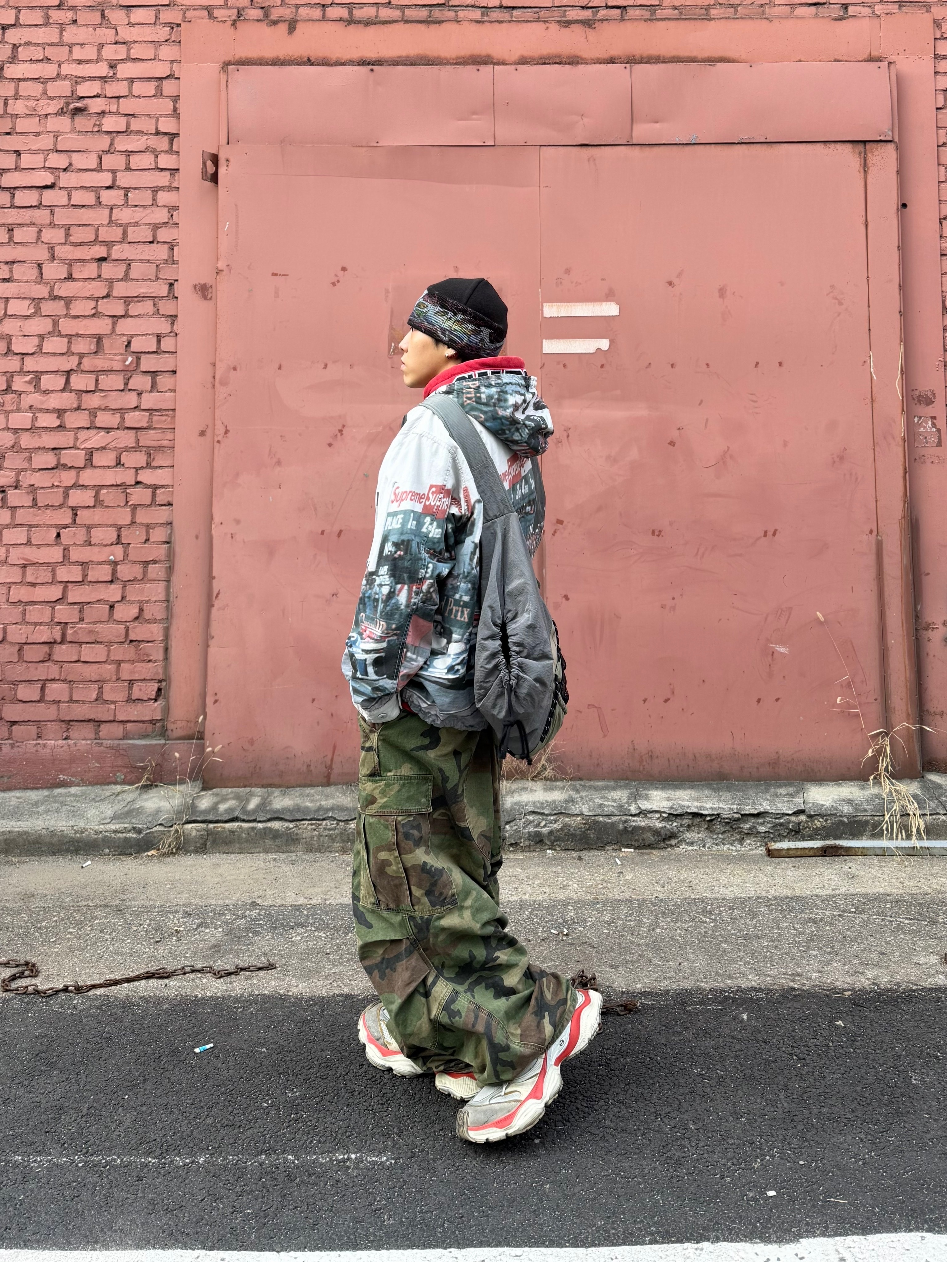 Supreme Tag Beanie Black - 25FW, NOD Stone Washed Cargo Pants Camo 착용 스타일 - 4