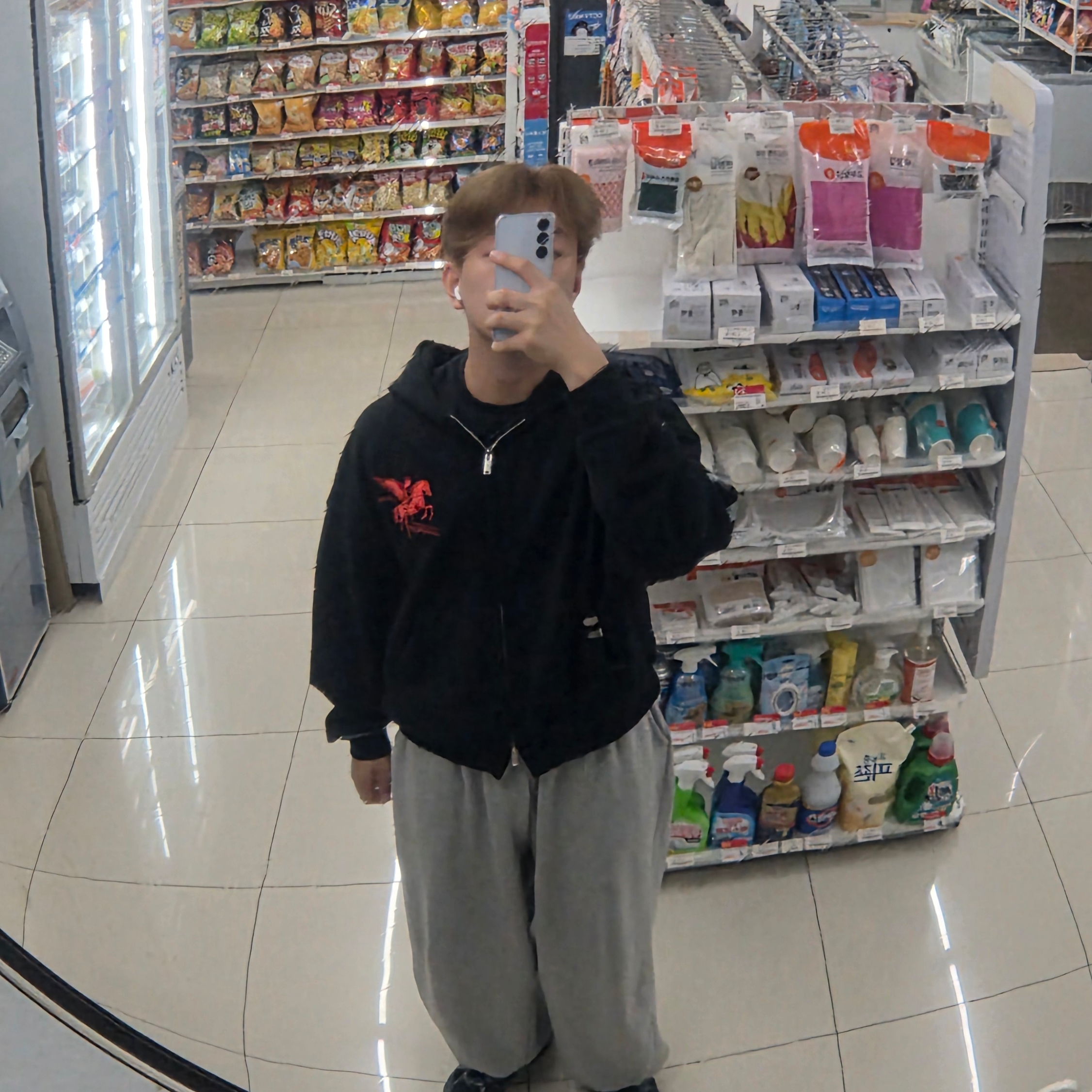[트리플적립] PACOSPLY Falling Angel Zip Up Hoodie Black 착용 스타일
