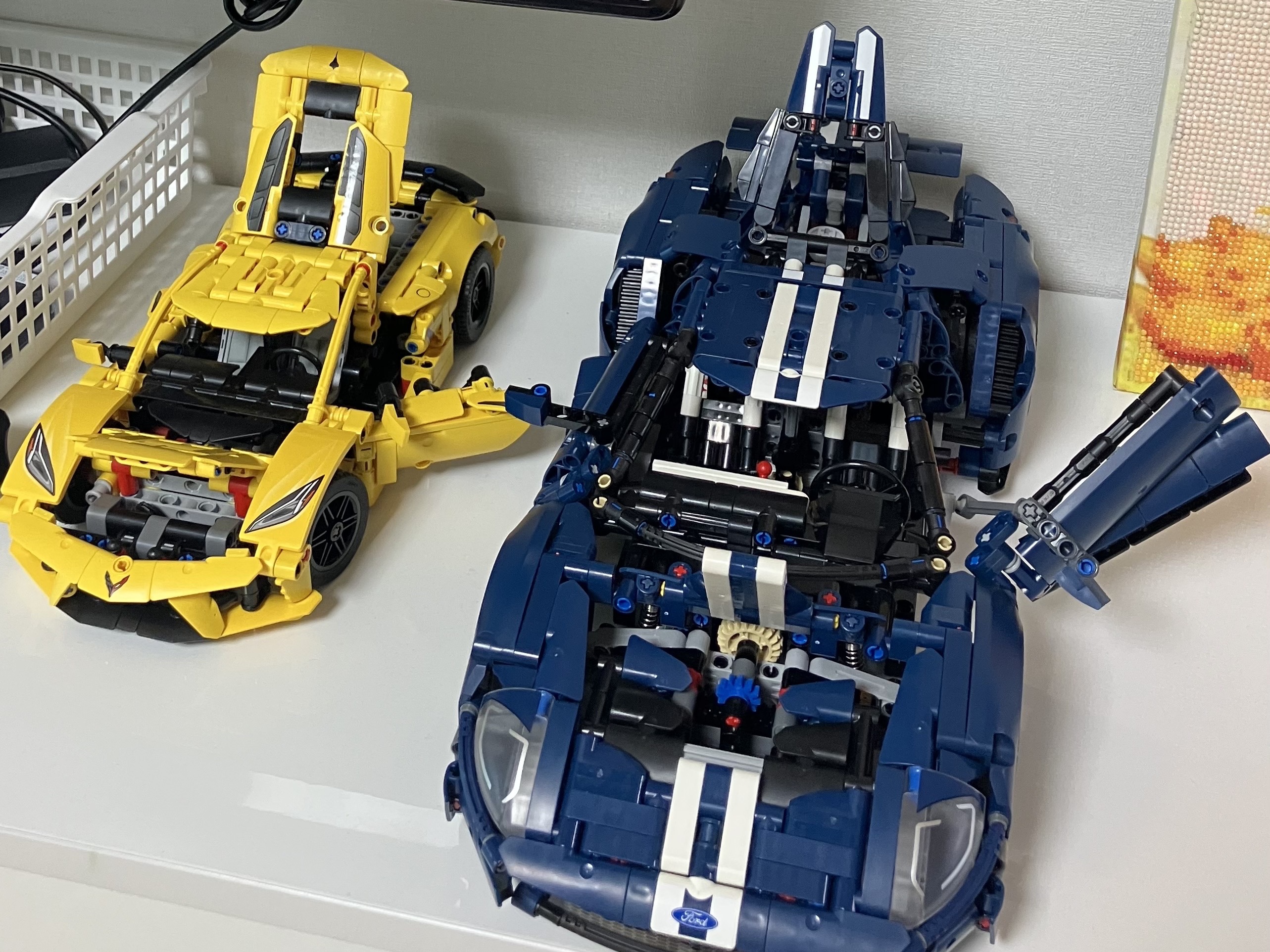 Lego 2022 Ford GT, Lego Technic Chevrolet Corvette Stingray 착용 스타일