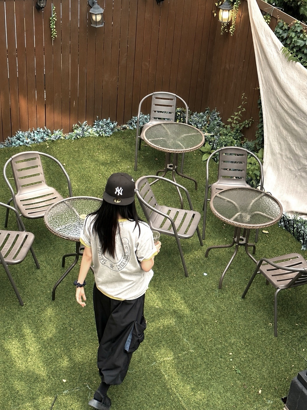 Thevinylhouse Lucky House Tee Grey, New Era MLB New York Yankees Basic 59Fifty Fitted Cap Black White 착용 스타일 - 2