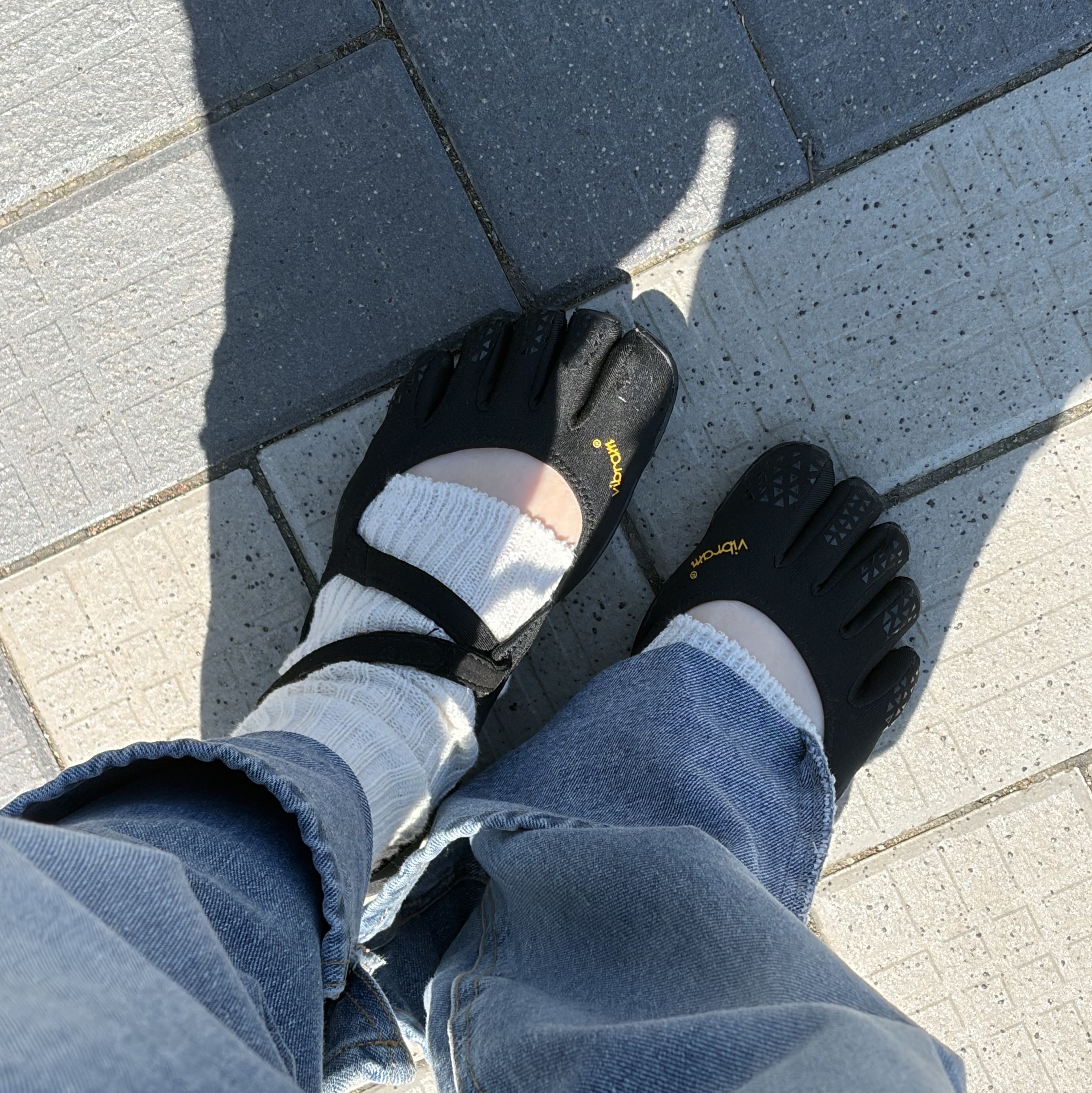 (W) Vibram Fivefingers V-Soul Black 착용 스타일