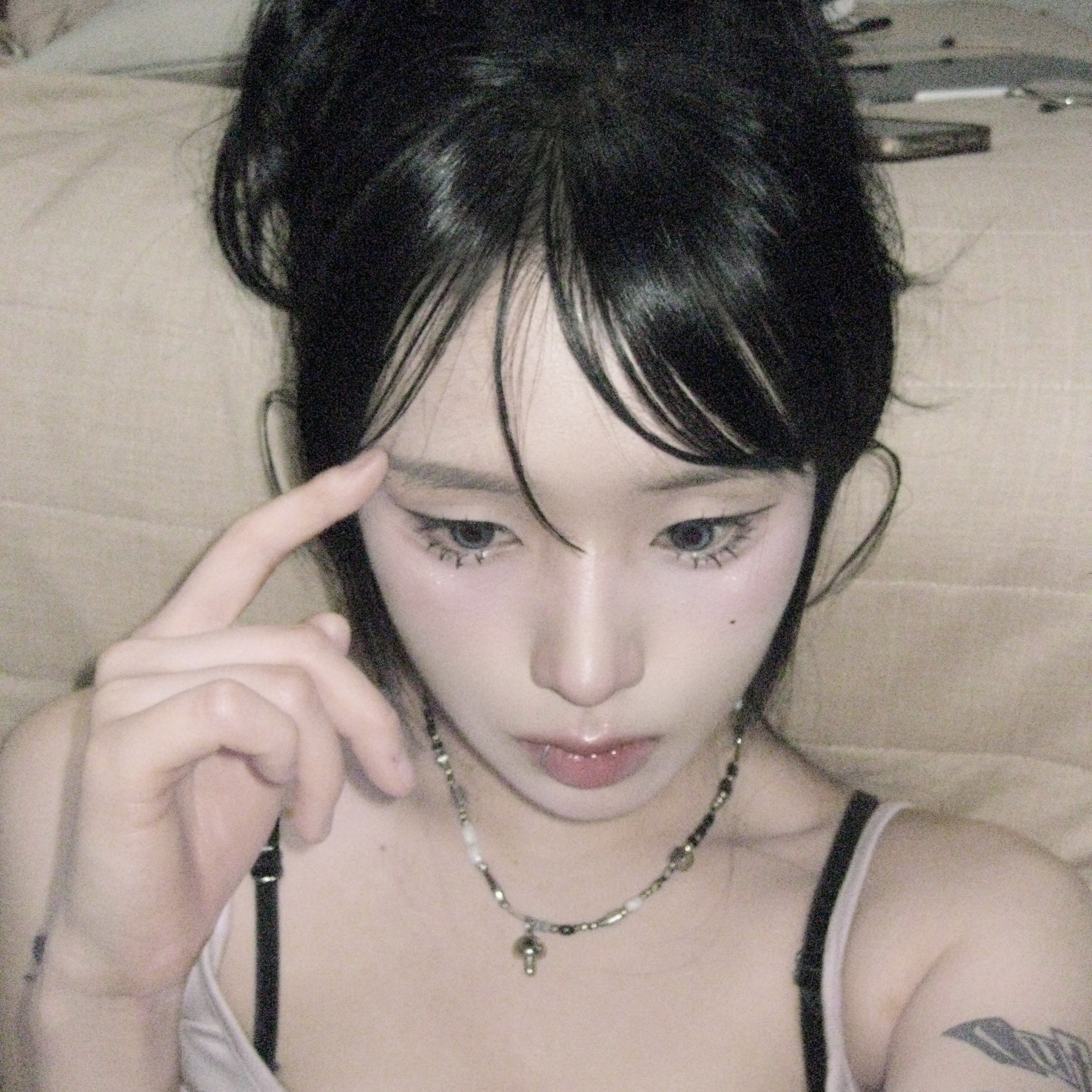 Riomeu Parasola Mushroom Necklace 착용 스타일 - 1
