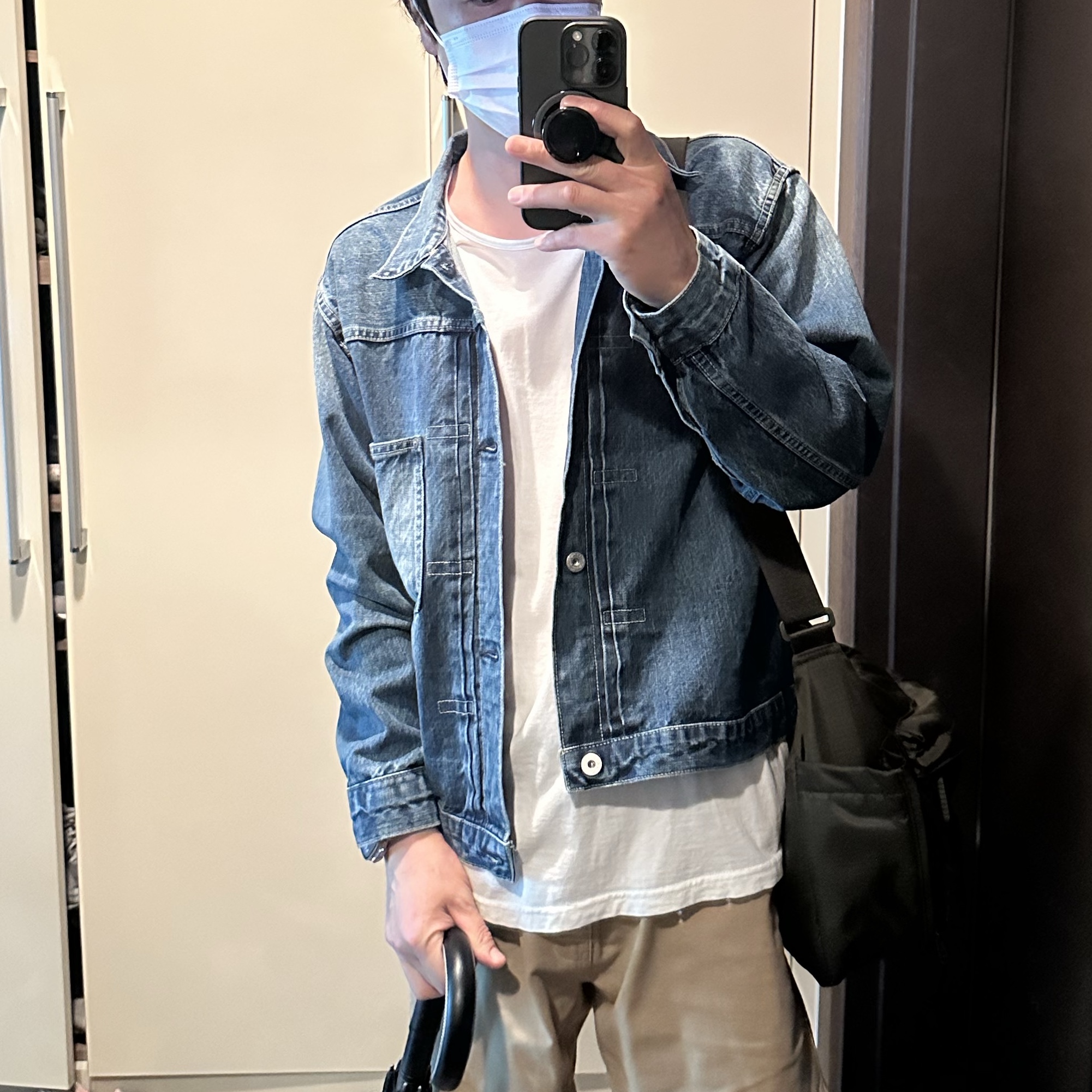 Palace Shop Umbrella Black - 22FW, Uniqlo Multi Pocket Shoulder Bag Olive 착용 스타일