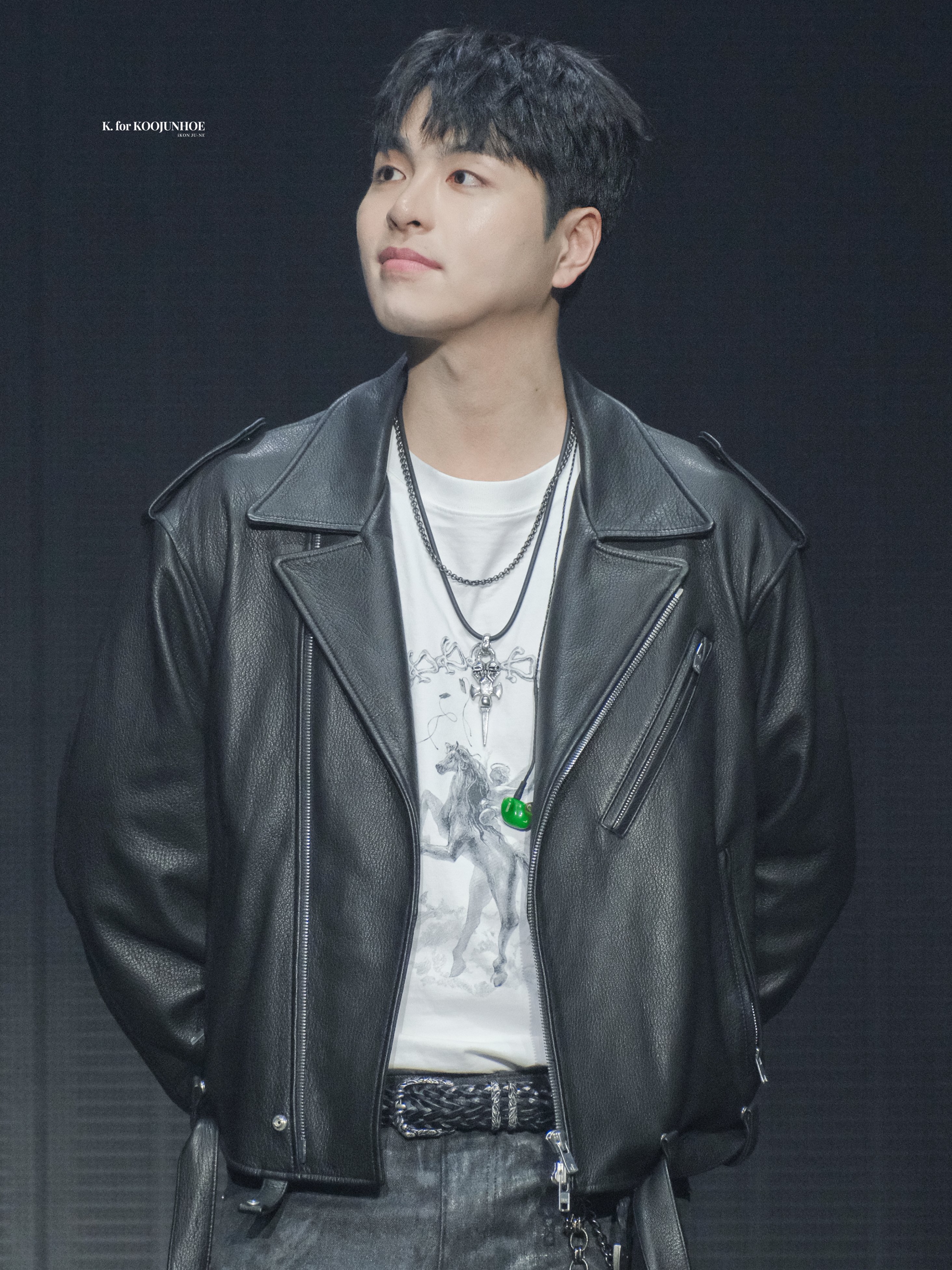 [트리플적립] PACOSPLY Wonderland T-Shirts White 착용 스타일