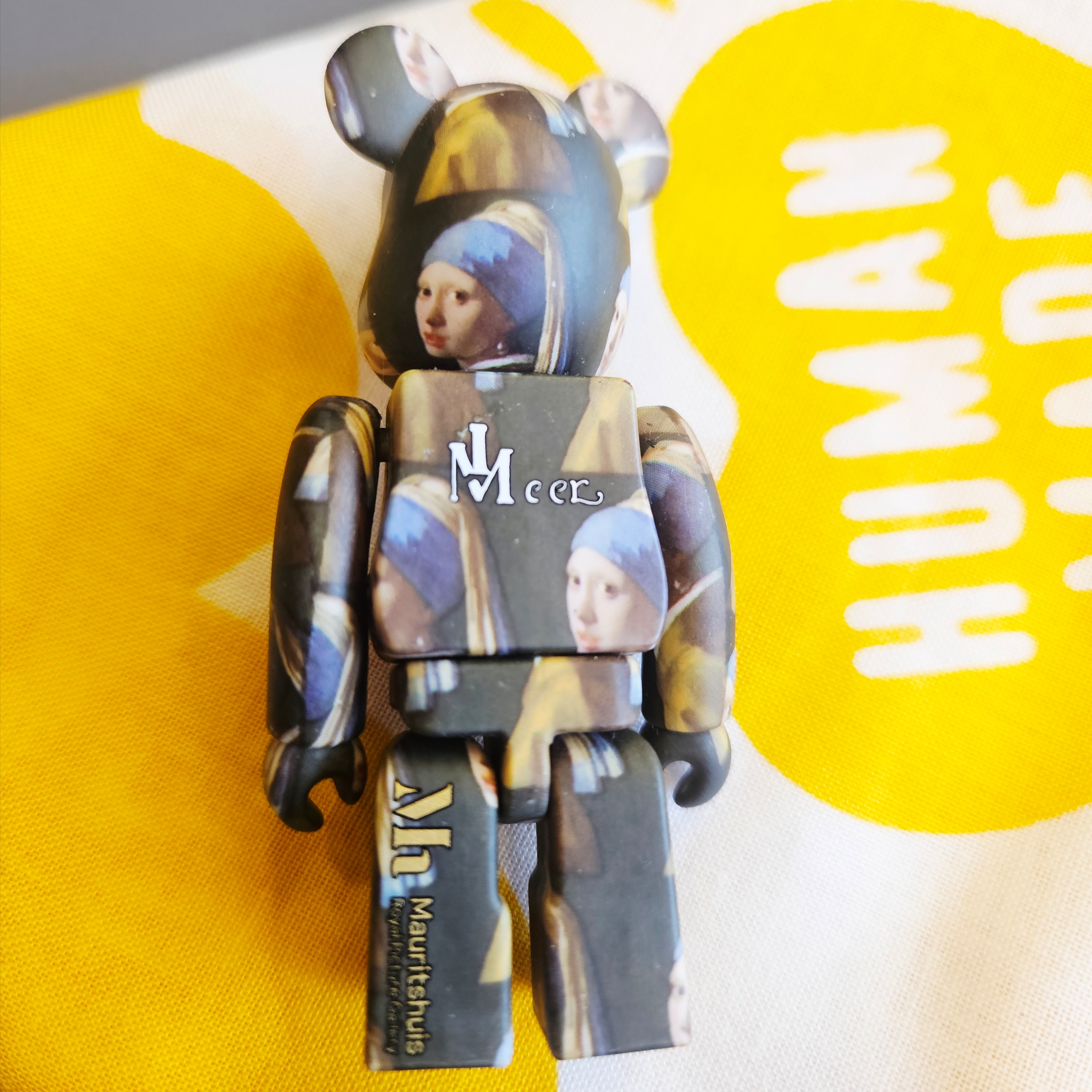 Bearbrick Johannes Vermeer Girl With A Pearl Earring 100% & 400% Set 착용 스타일 - 3
