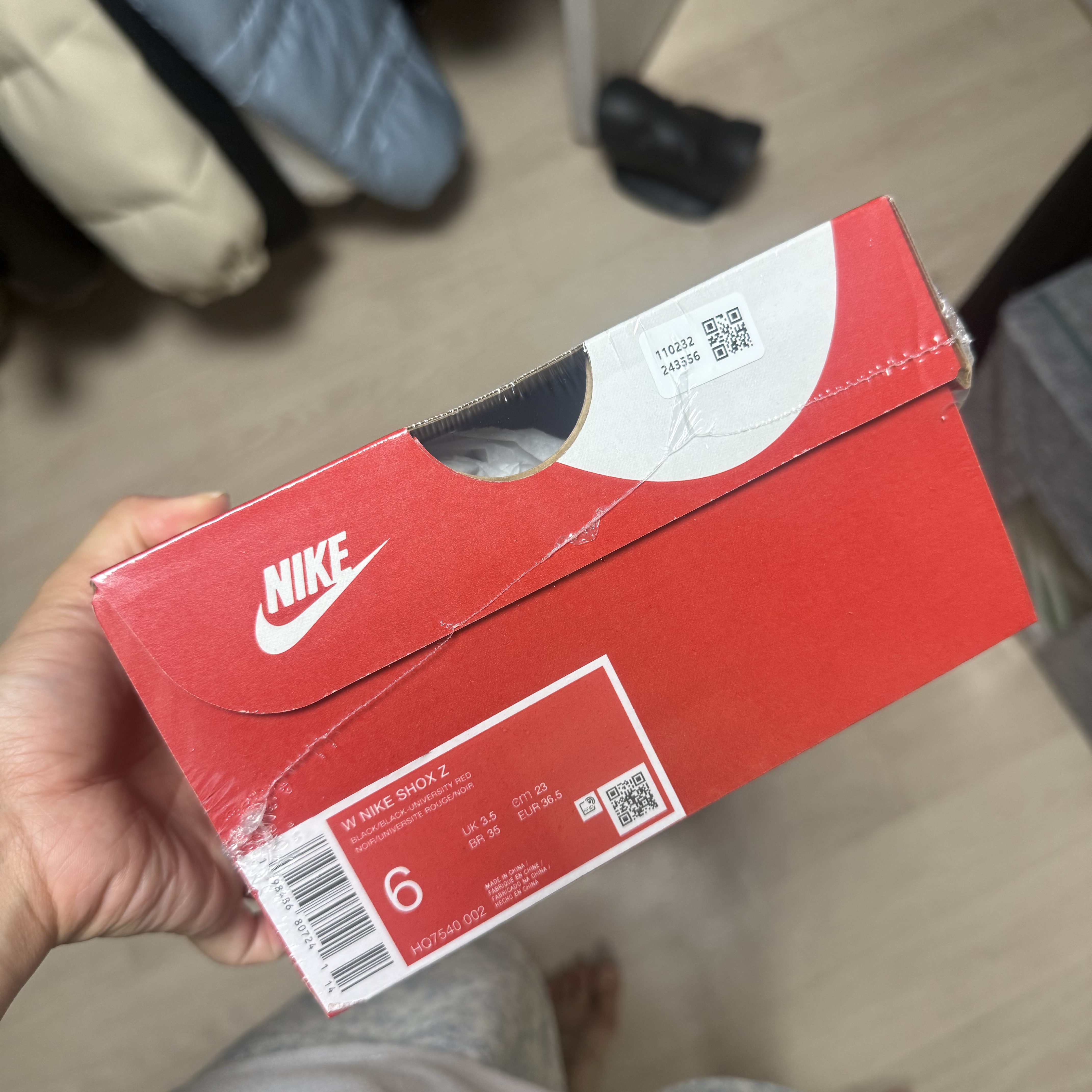 (W) Nike Shox Z Black University Red 착용 스타일 - 5