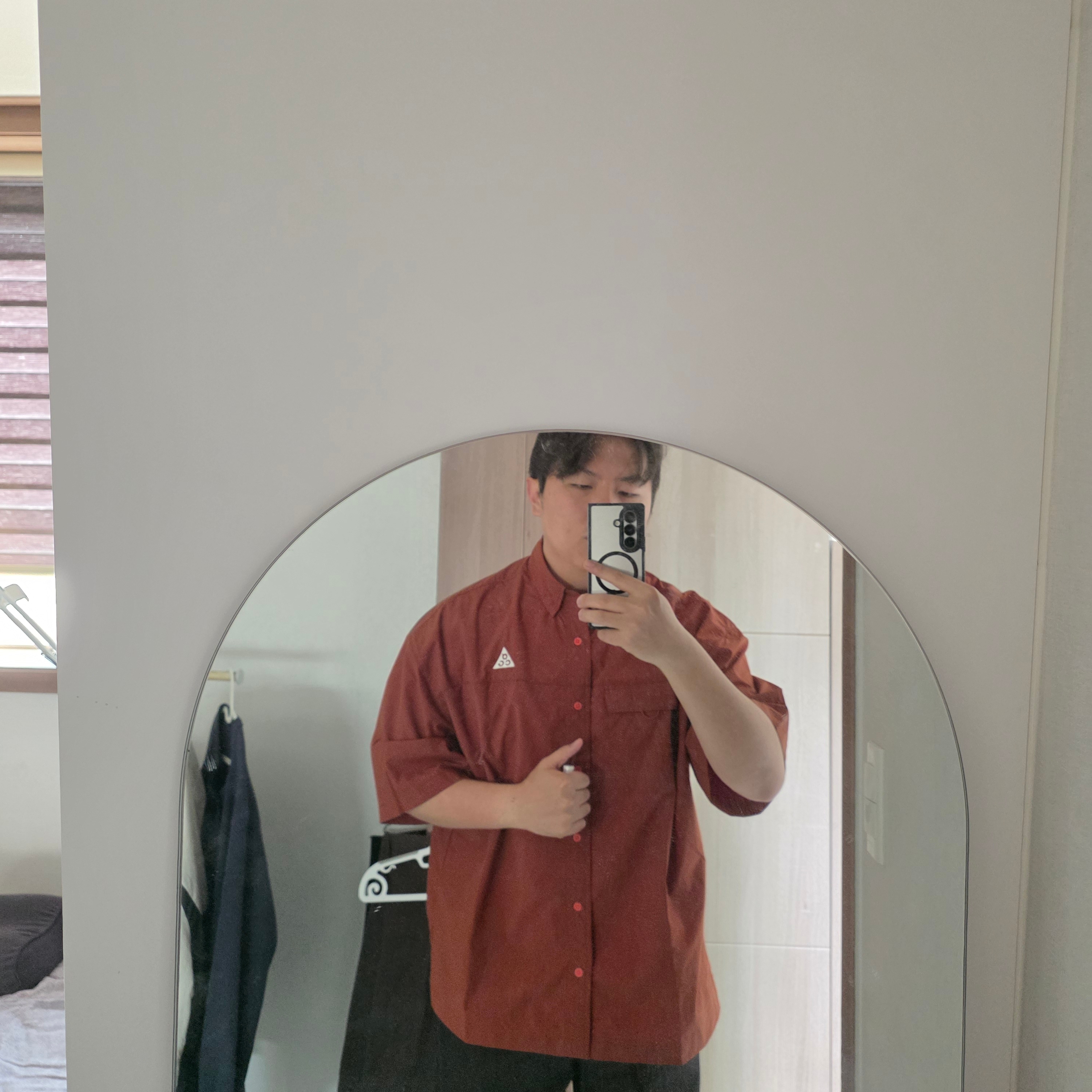 Nike ACG Orb Weaver UV Repel Short Sleeve Shirt Cinnamon Picante Red - Asia 착용 스타일