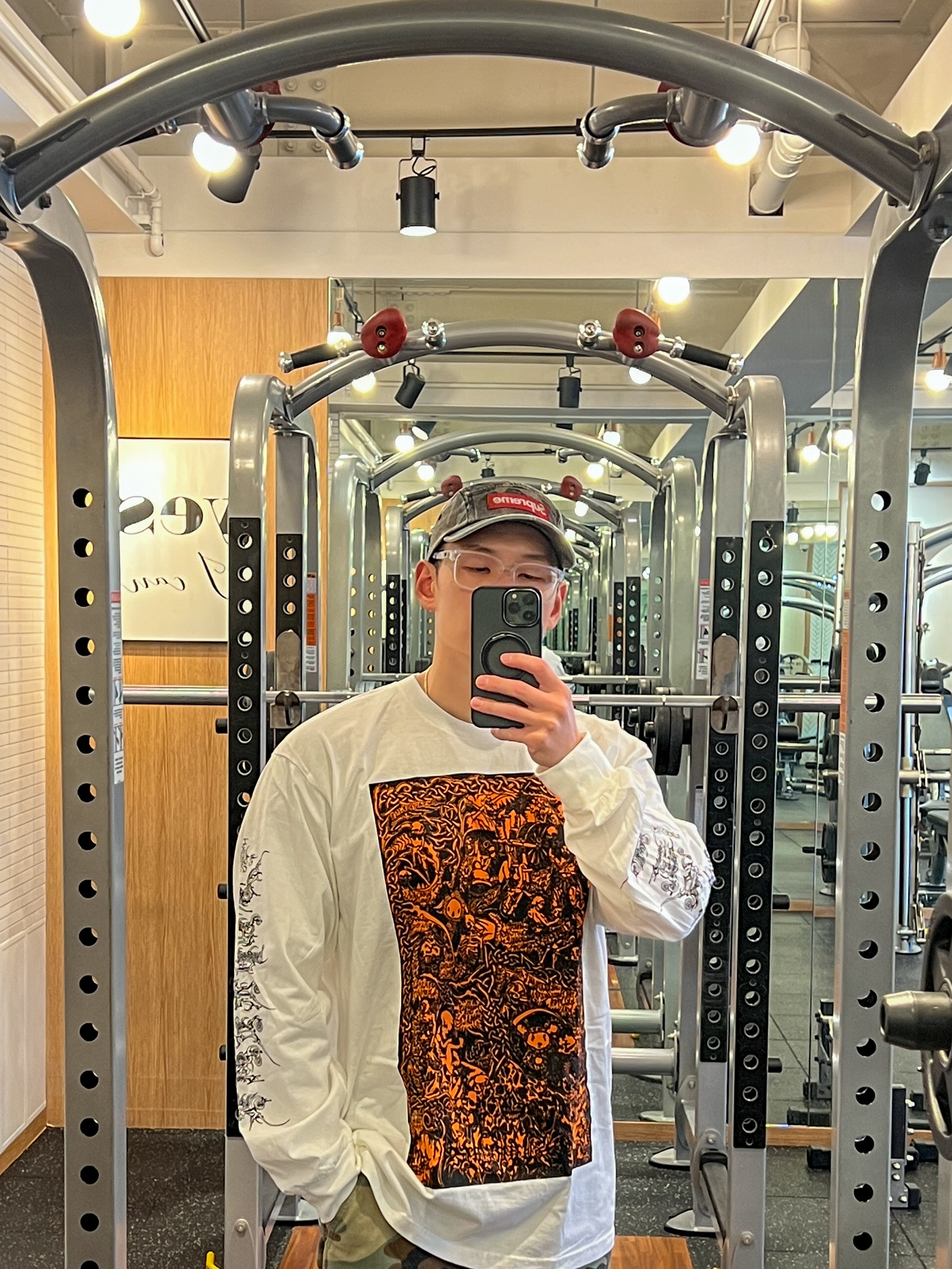 Supreme Wombat L/S T-Shirt White - 26SS, Supreme Overdyed Camp Cap Woodland Camo - 26SS 착용 스타일
