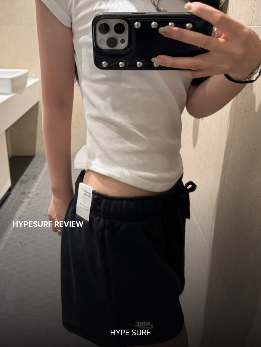 (W) Nike NSW Club Fleece Mid Rise Shorts Black - Asia 착용 스타일 - 1