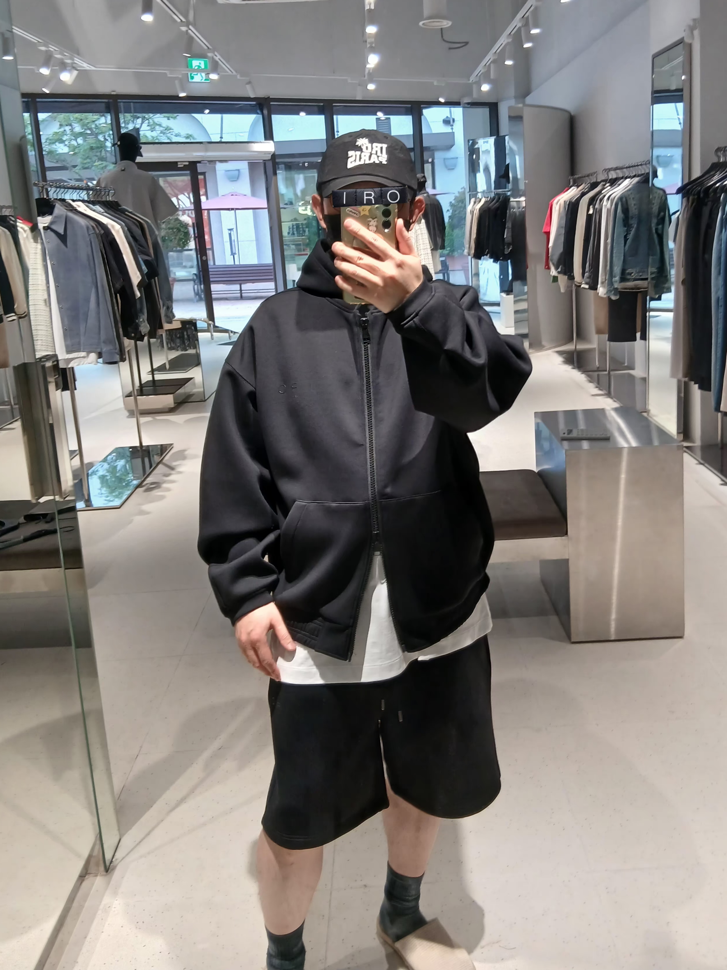 Iro Damage Wide Denim Pants Blue, Iro Palmtree Nylon Ball Cap Black 착용 스타일 - 5