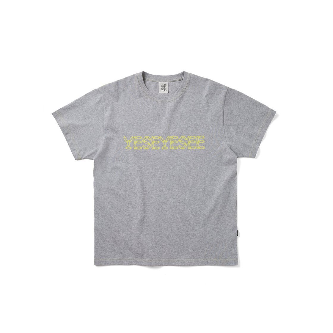 [더블적립] 예스아이씨 콘트라스트 스티치 체인 로고 티셔츠 그레이([더블적립] YESEYESEE Contrast Stitch Chain Logo Tee Grey)
