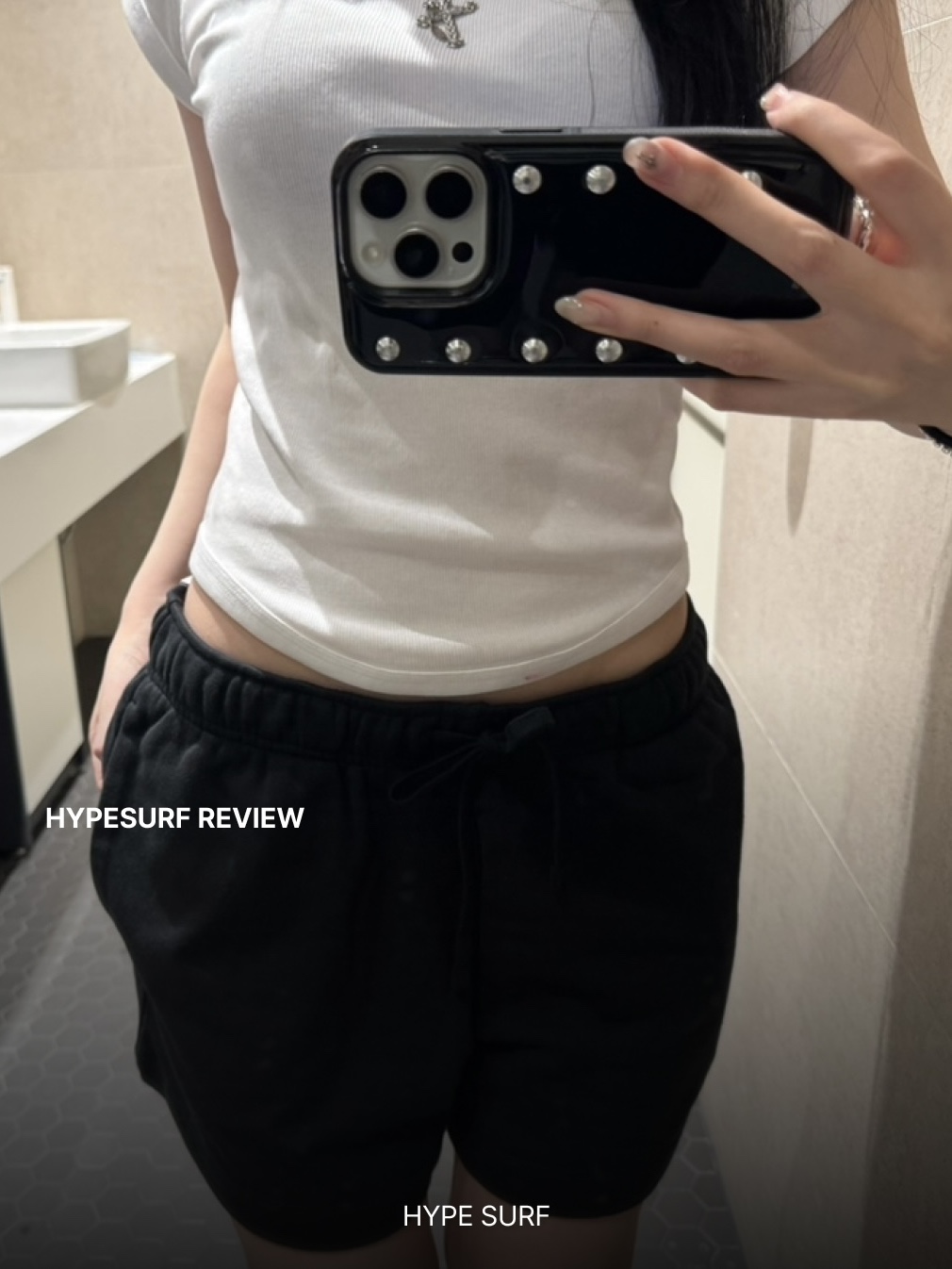 (W) Nike NSW Club Fleece Mid Rise Shorts Black - Asia 착용 스타일 - 2