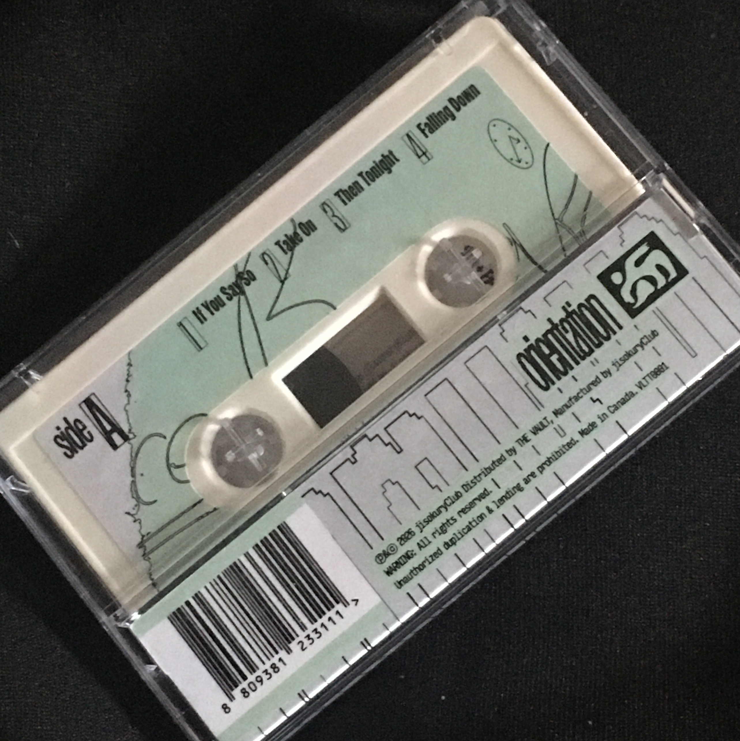 Orientation with LIVE [Cassette] 착용 스타일 - 1