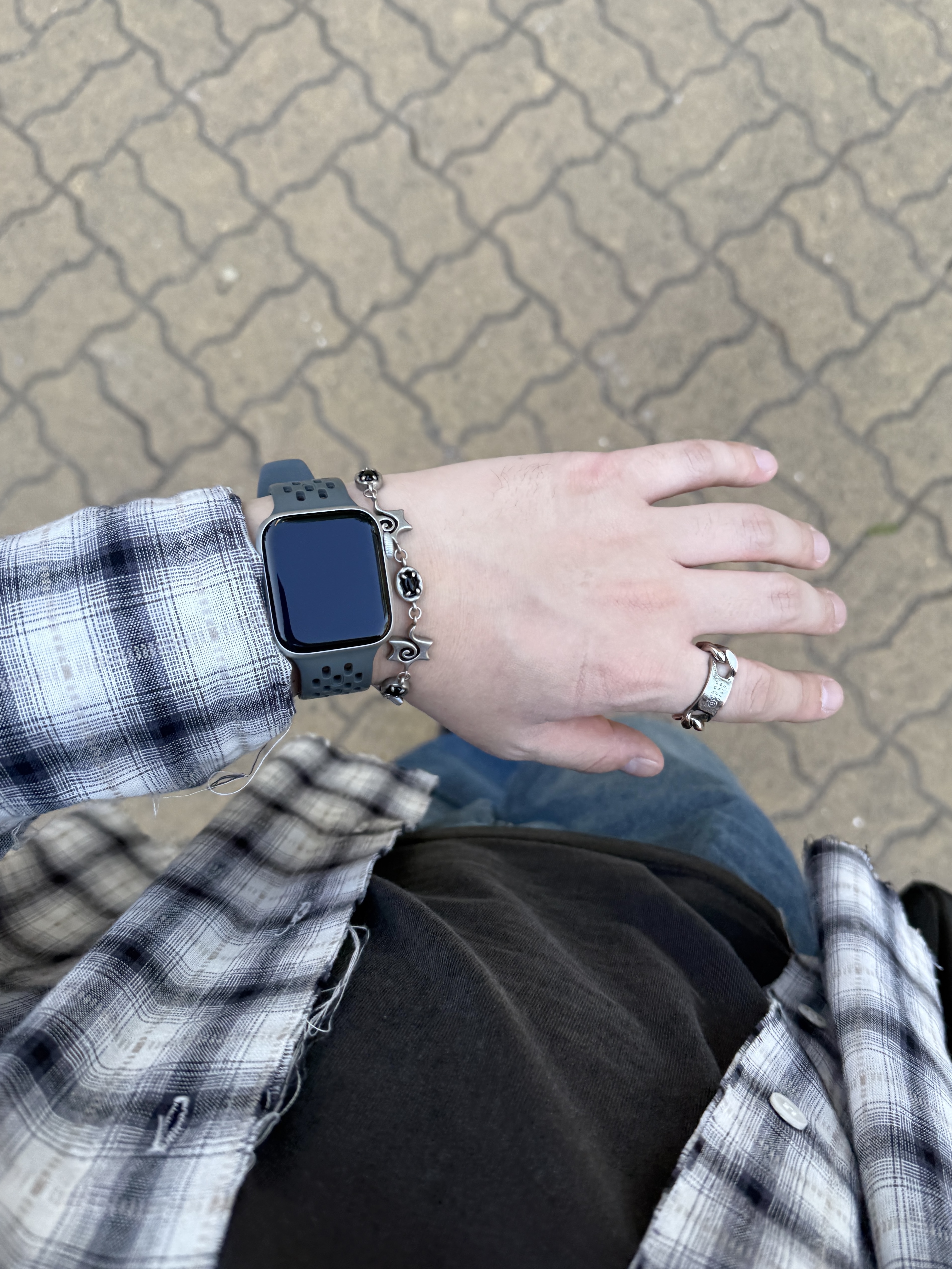 (W) MM6 Maison Margiela Classic Chain Ring Palladium, TOWTOW.ARCHIVE Swirl Star Gem Link Bracelet Turquoise 착용 스타일 - 3
