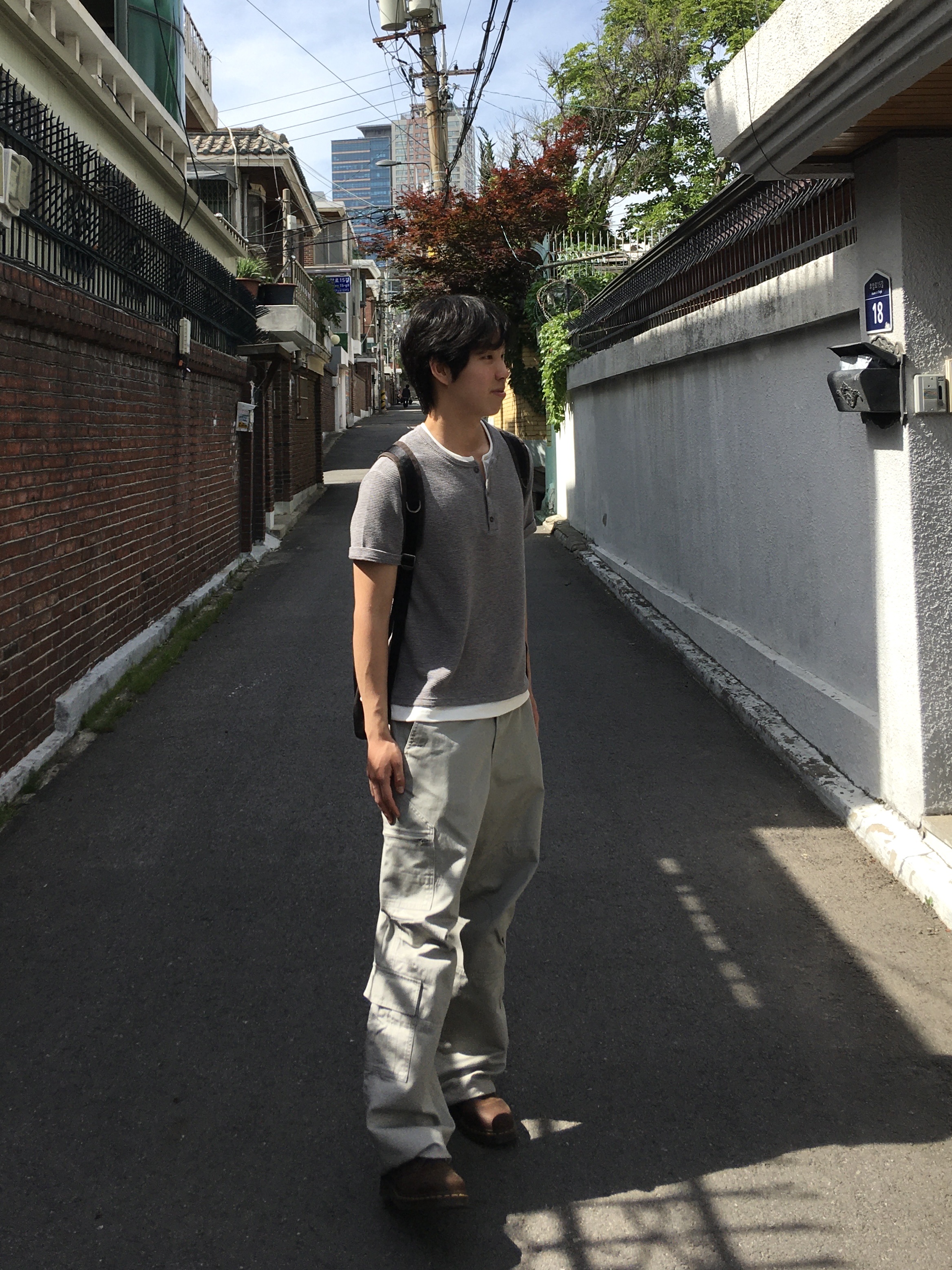 Dr. Martens 1461 Crazy Horse Dark Brown 착용 스타일 - 4