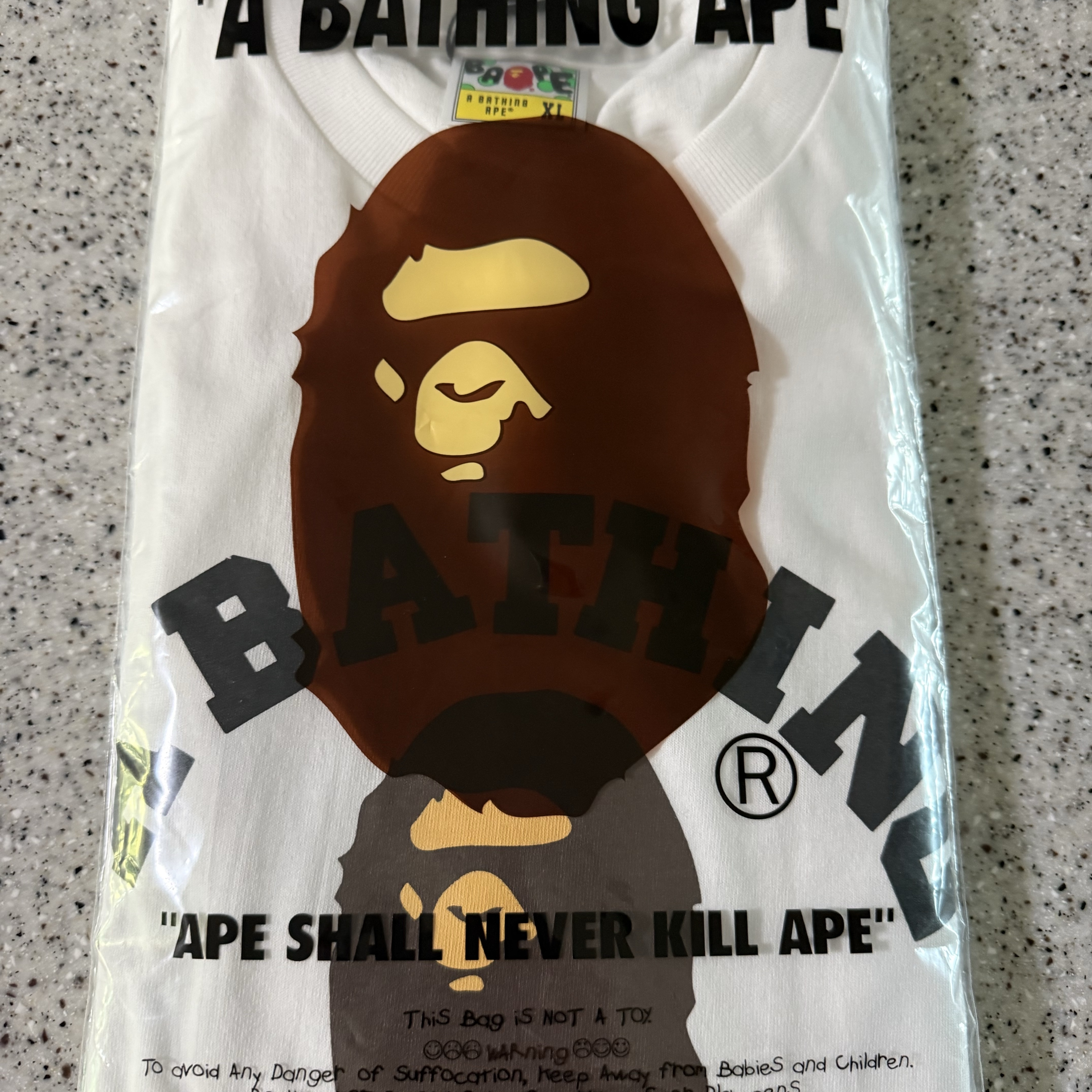BAPE College T-Shirt White 착용 스타일