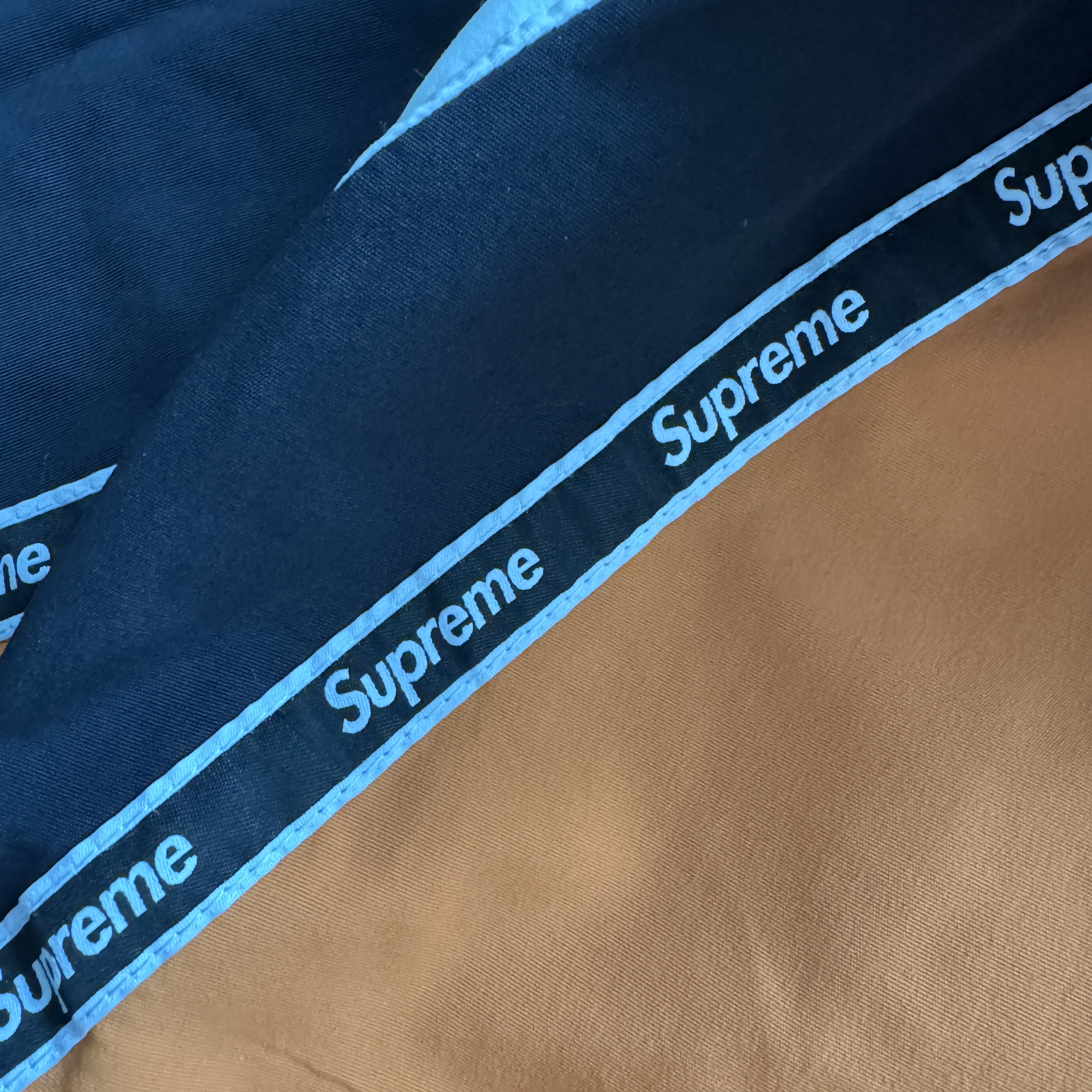 Supreme Logo Taping Track Jacket Orange - 26SS 착용 스타일 - 6