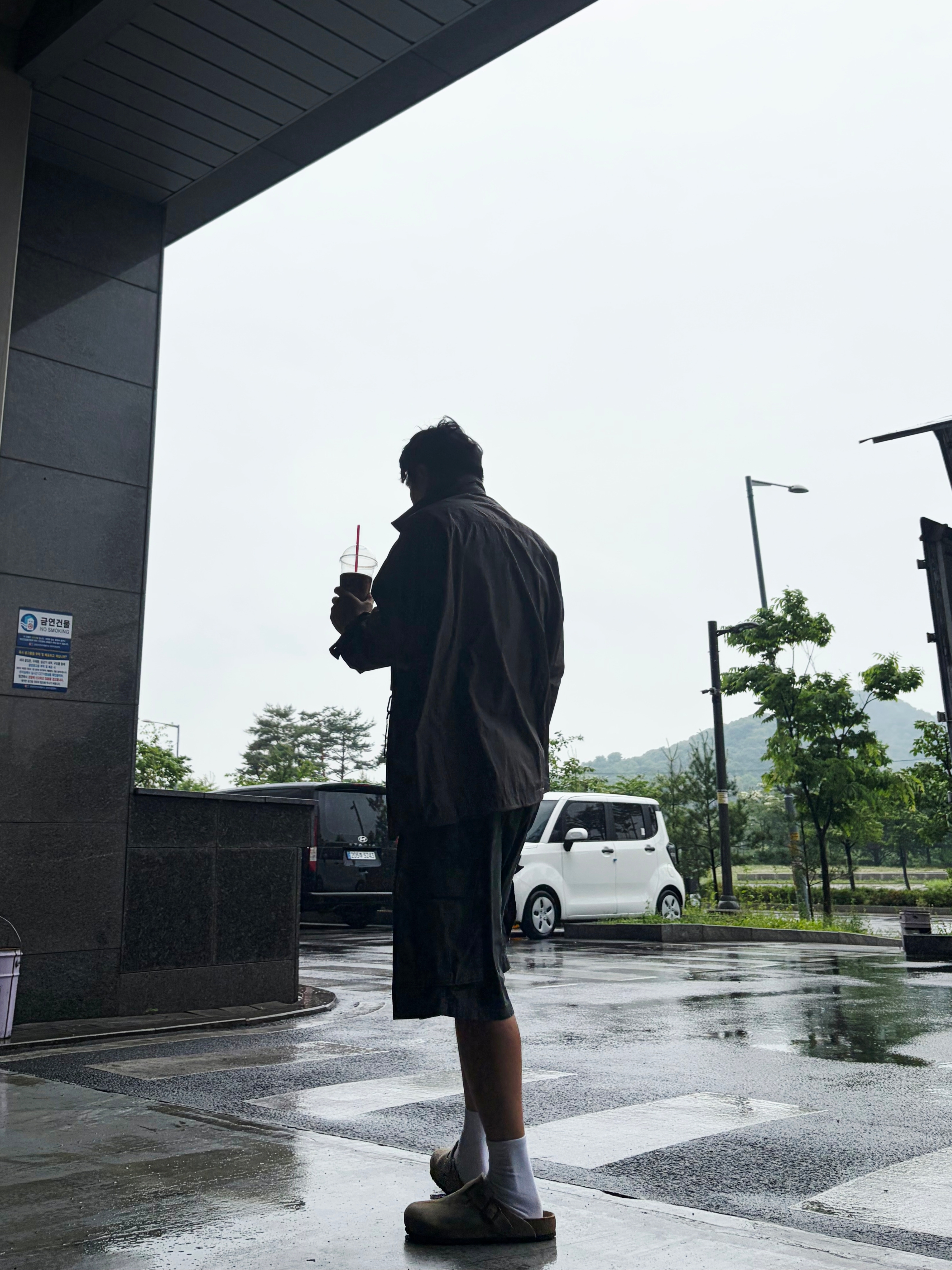 [SS26] moif Baggy Field Shorts Ripe Olive, Birkenstock Boston Suede Leather Taupe - Regular 착용 스타일 - 2