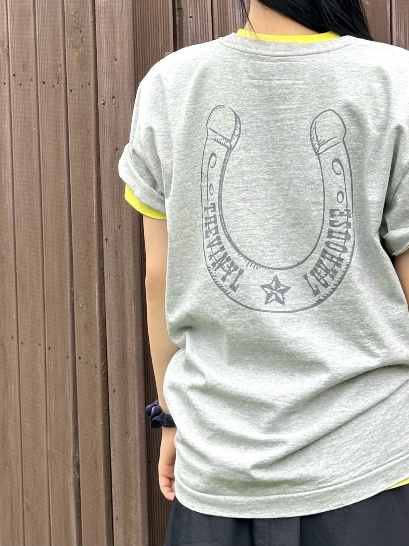 Thevinylhouse Lucky House Tee Grey, New Era MLB New York Yankees Basic 59Fifty Fitted Cap Black White 착용 스타일 - 4
