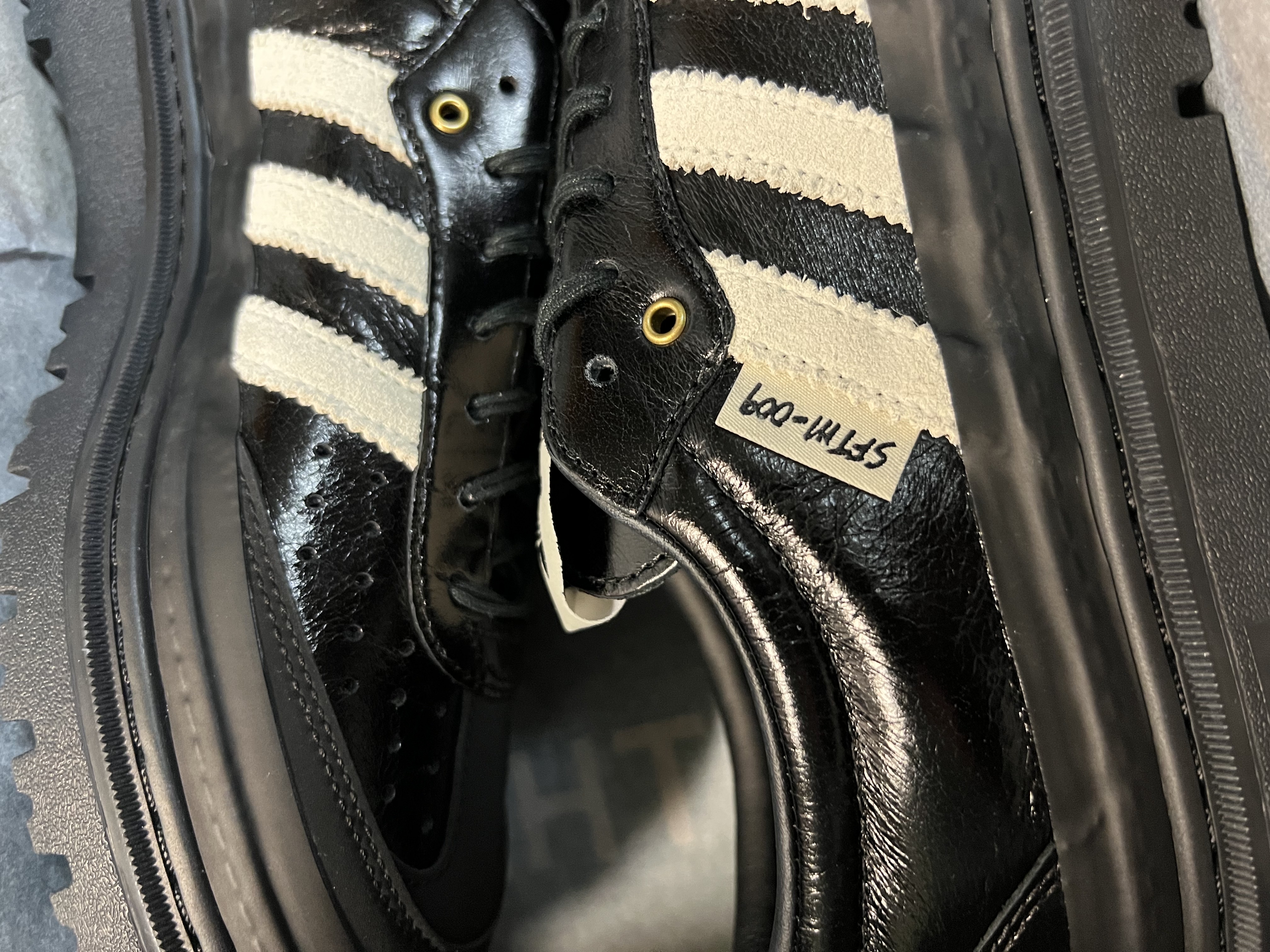 Adidas x Song for the Mute 007 Samba LX Freizeit Black 착용 스타일 - 3