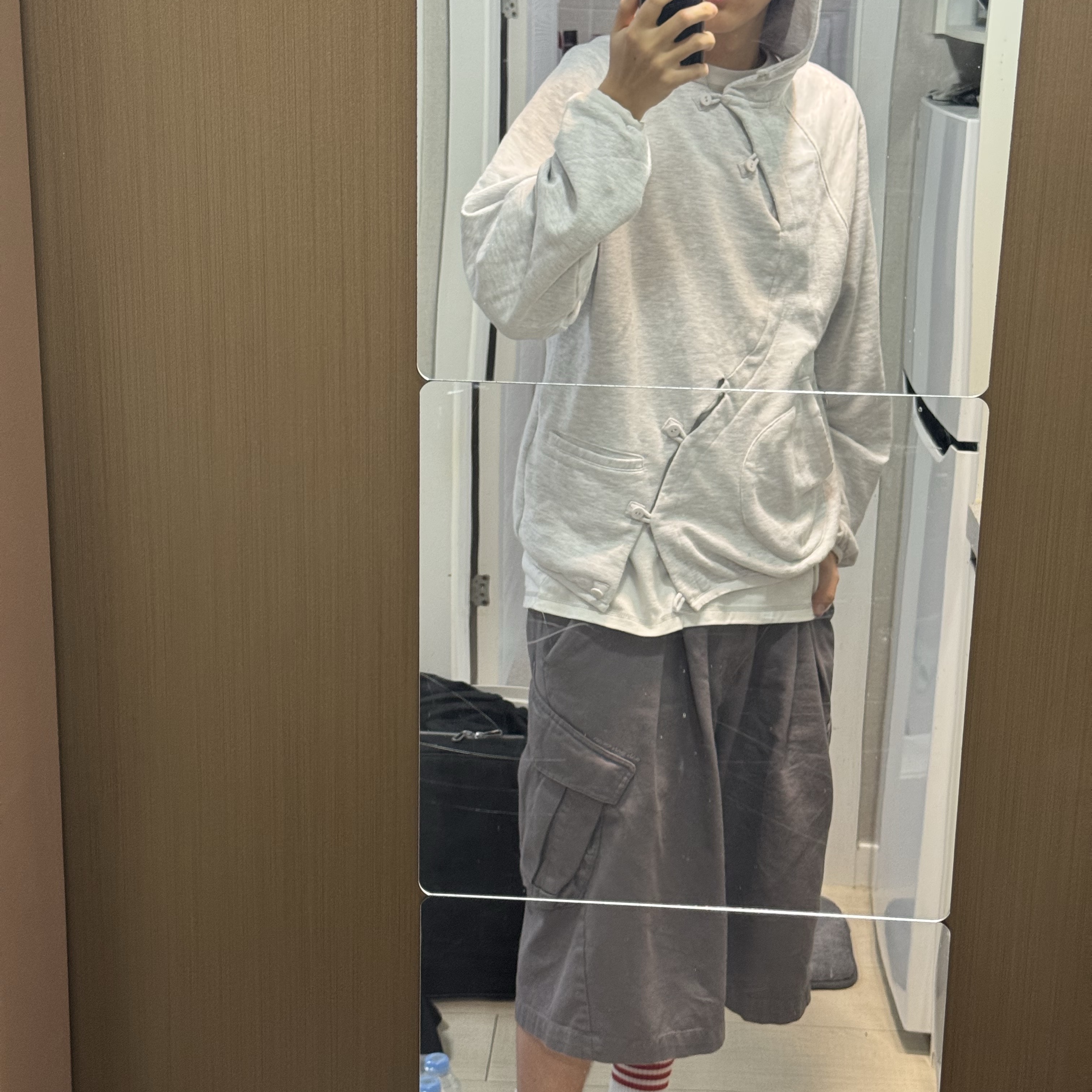 Sansan Gear Button Hoodie White Melange - 25SS, Sansan Gear Logo T-Shirt Sky Blue_26SS 착용 스타일 - 3