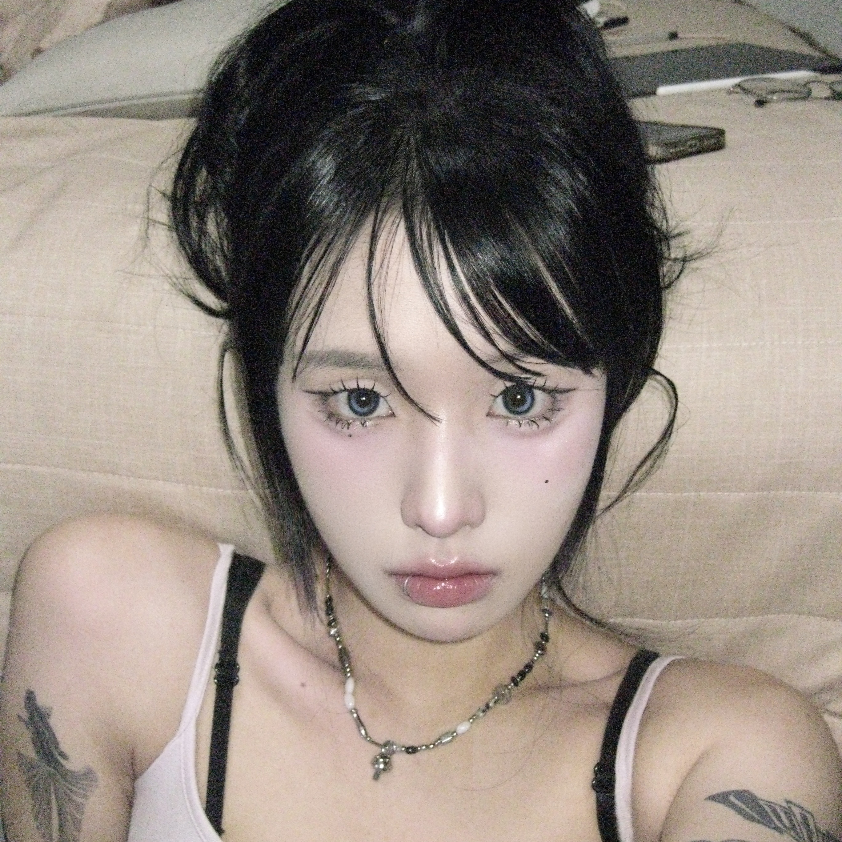 Riomeu Parasola Mushroom Necklace 착용 스타일 - 2