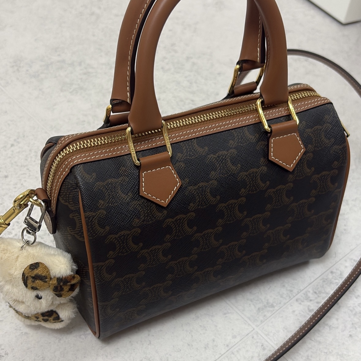 Celine Small Boston Cuir Triomphe in Triomphe Canvas Calfskin Tan 착용 스타일