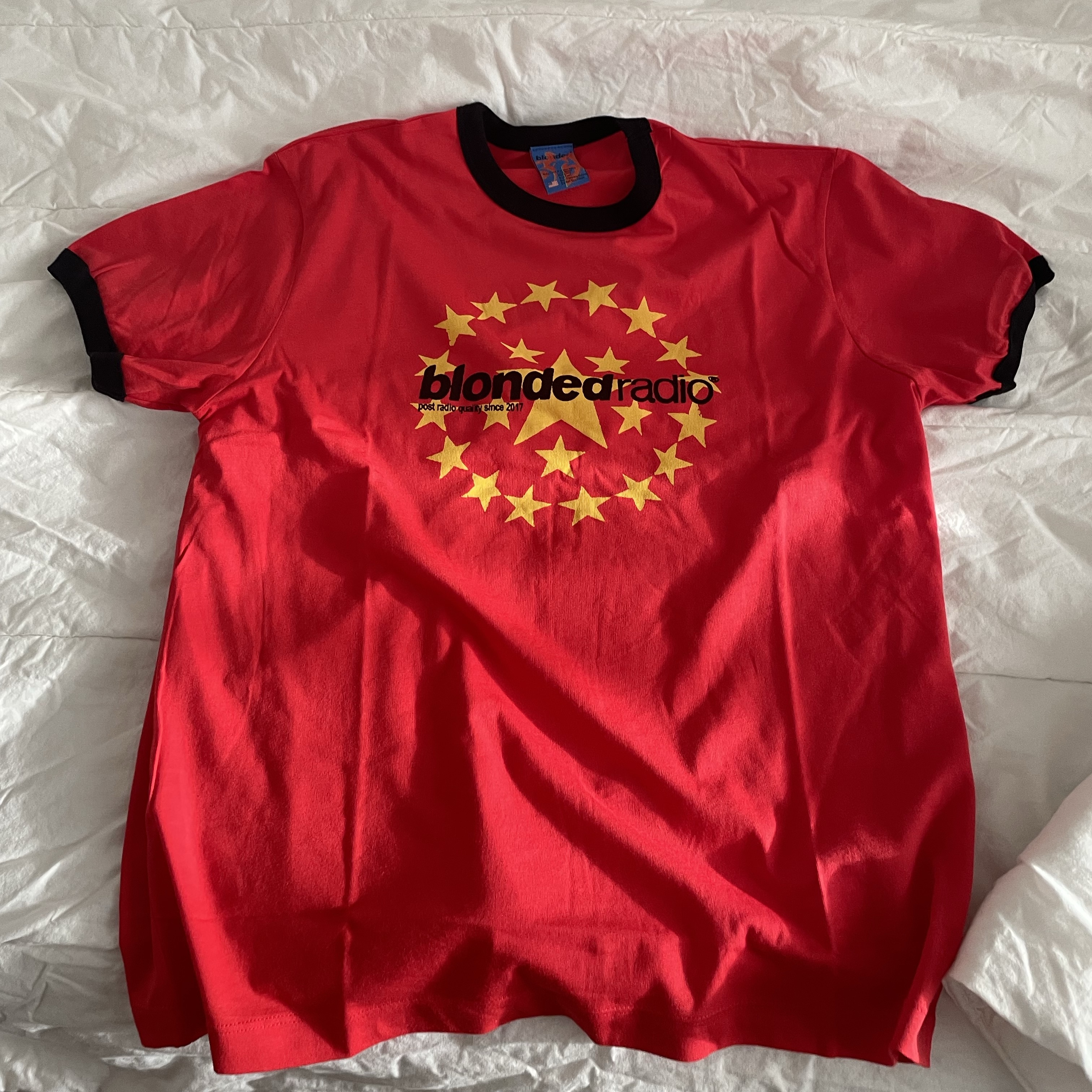 Frank Ocean Radio Star Ringer T-Shirt Red 착용 스타일 - 2