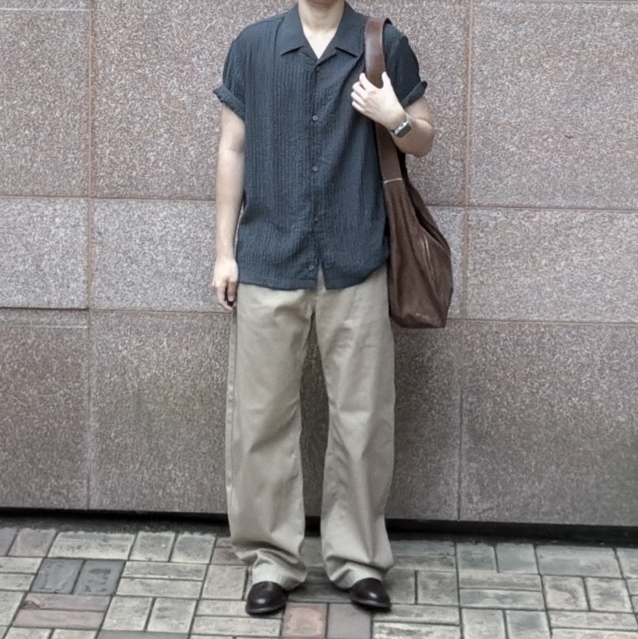 Yase Wooden Horsehide Derby Shoes Brown 착용 스타일 - 3