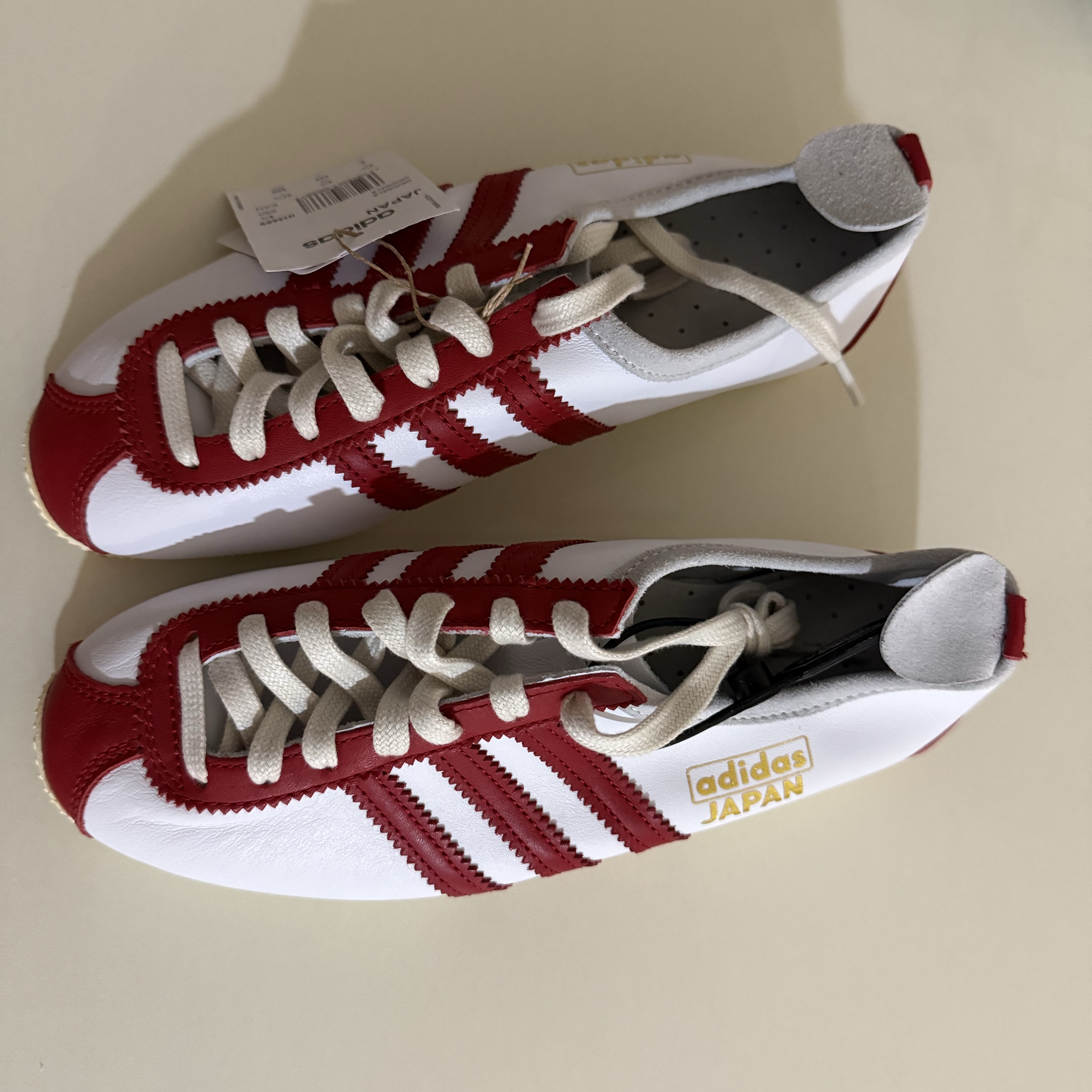 Adidas Japan Preloved Brown Cloud White, Adidas Japan Cloud White Power Red 착용 스타일 - 3