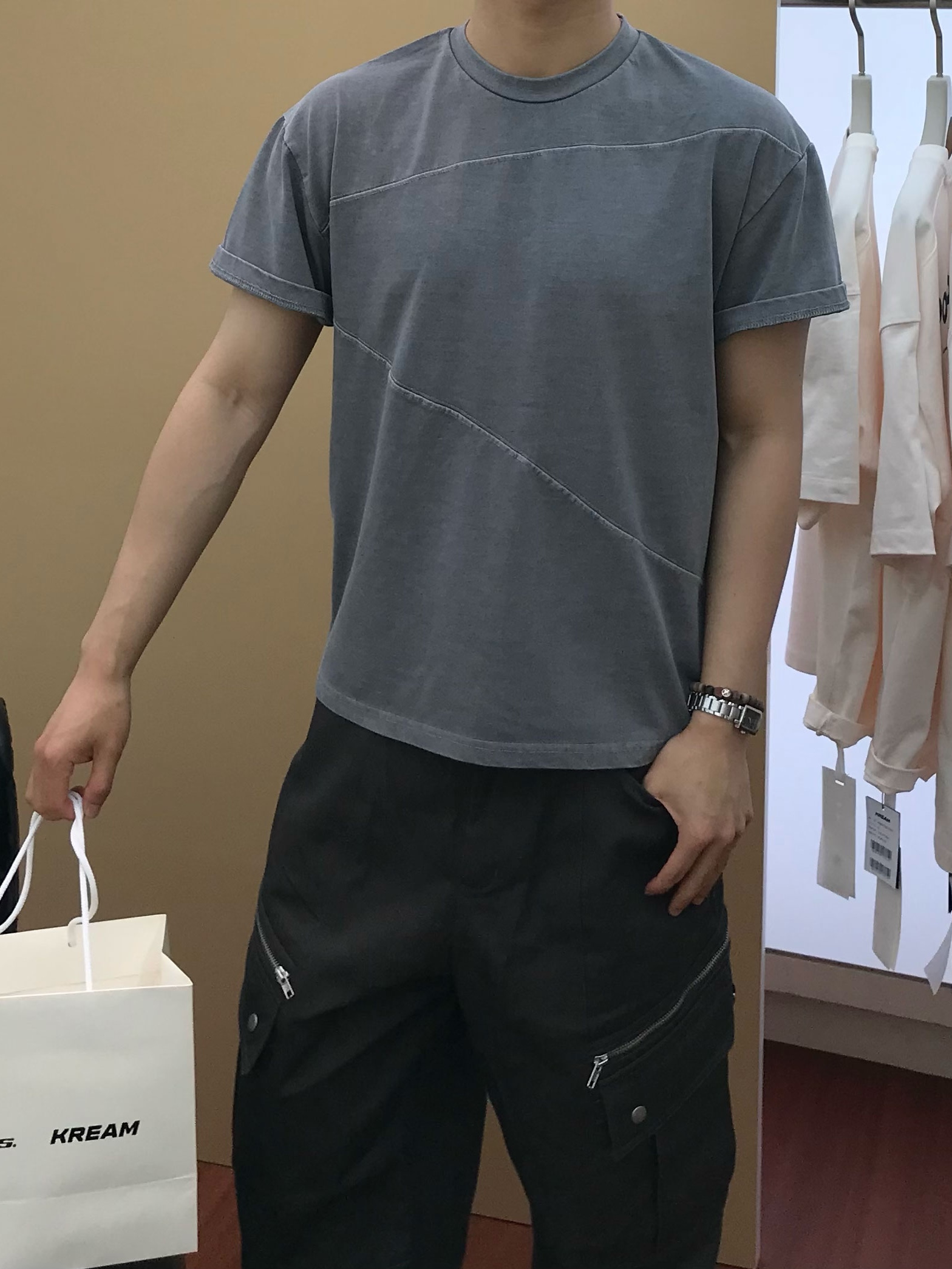 Hoka Hopara 2 Black, A.P.C. Daniela Shopping Bag Indigo 착용 스타일 - 2