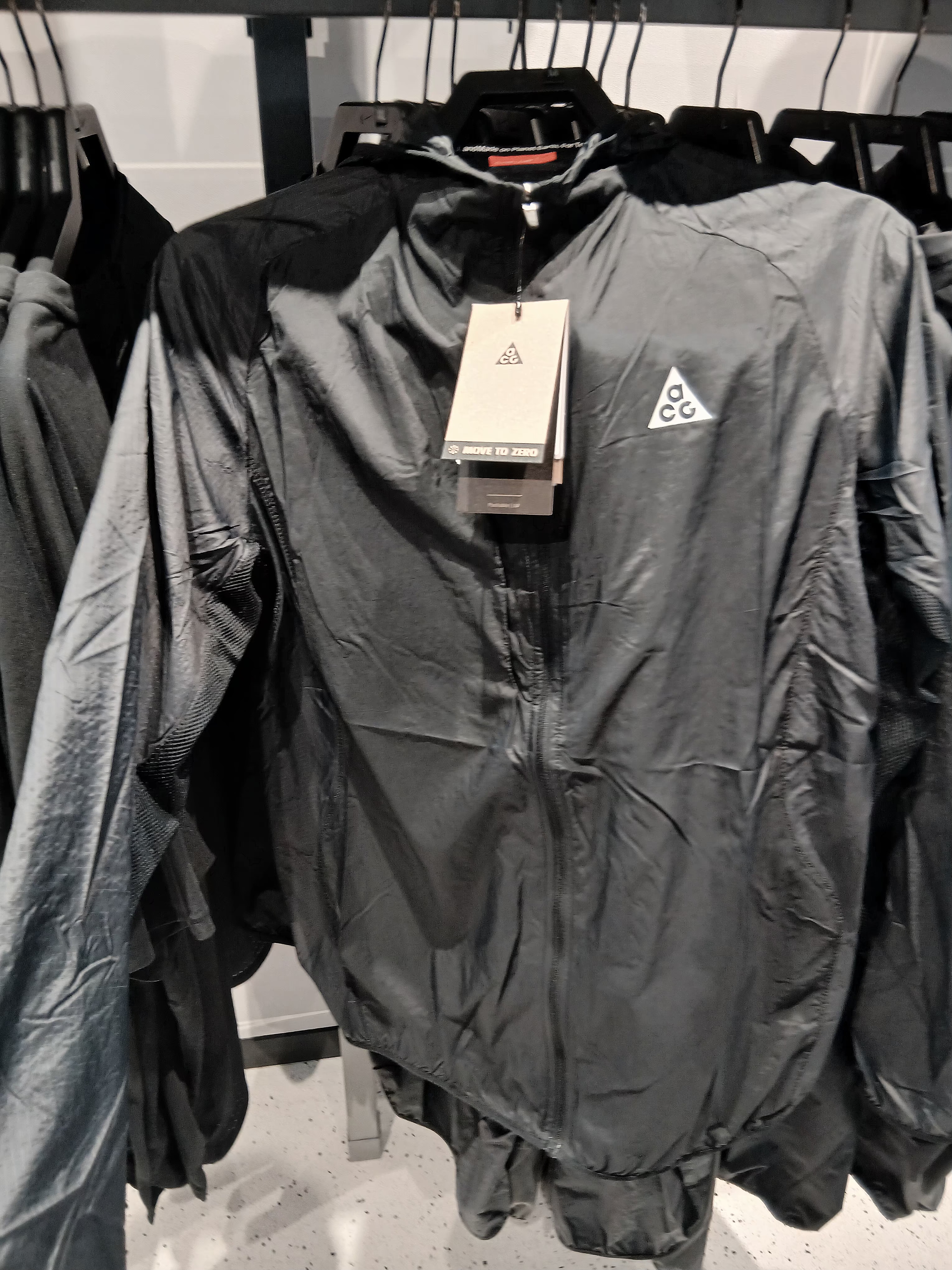 Nike ACG Aireez UV Protection Jacket Black Summit White - Asia 착용 스타일 - 3