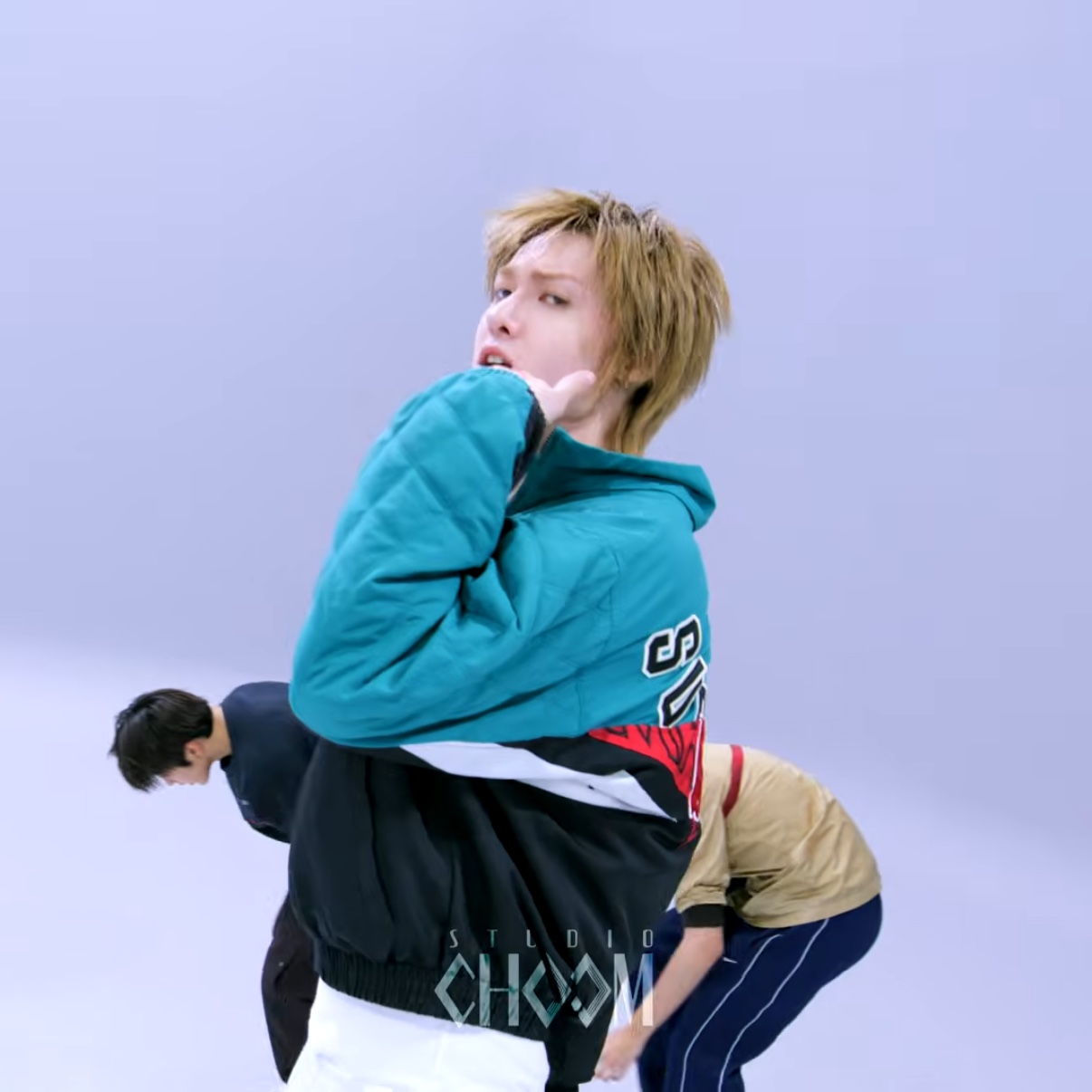 Supreme x MM6 Maison Margiela Split Stadium Jacket Black - 26SS 착용 스타일 - 3