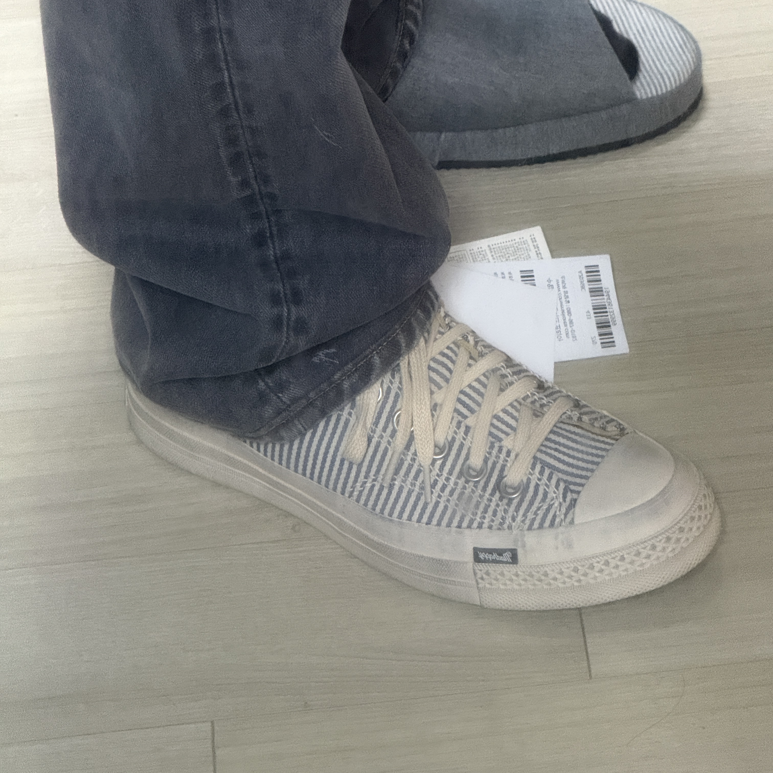 Converse x Madhappy Chuck 70 Ox Thunder Daze Natural Ivory 착용 스타일