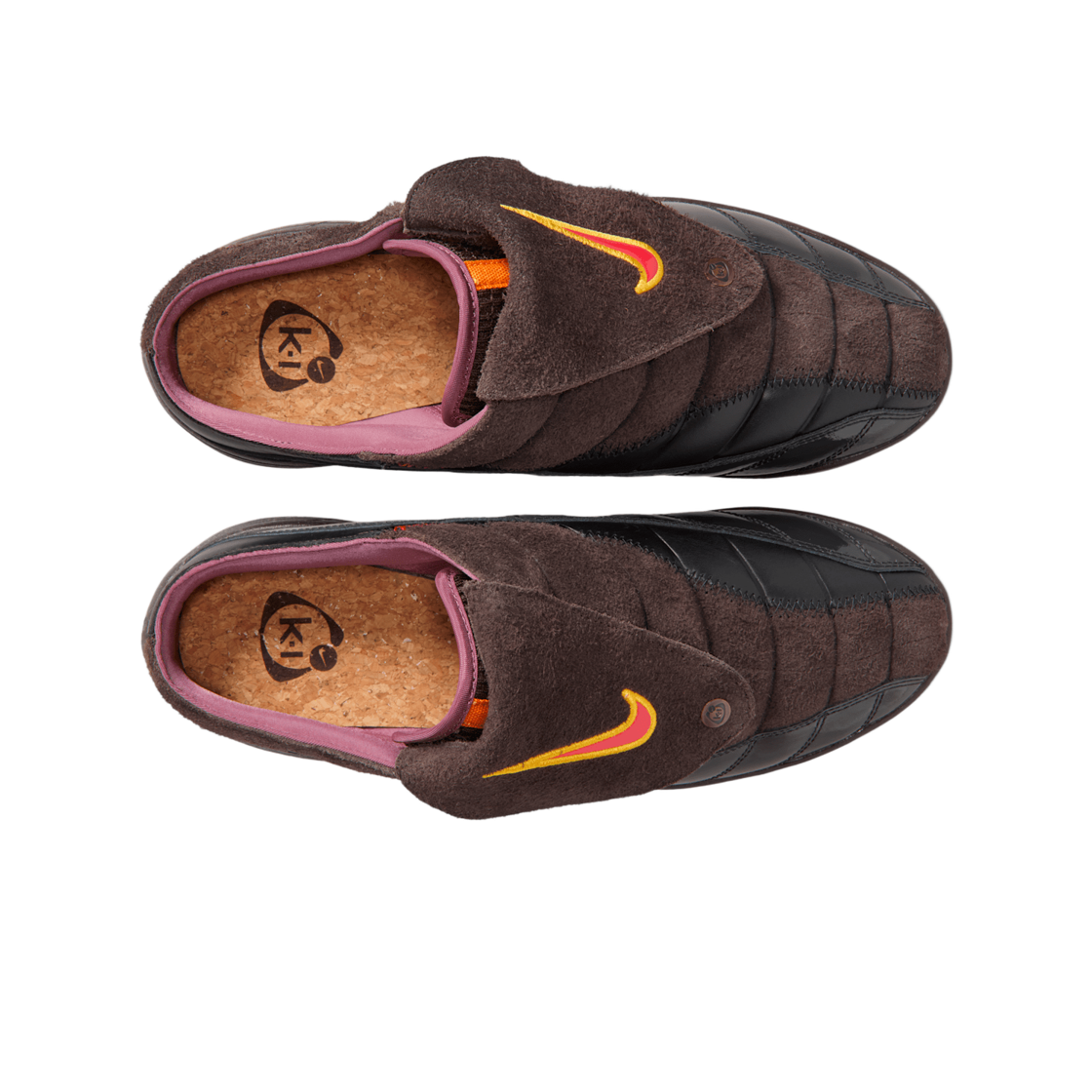 나이키 x 키즈 오브 이미그랜트 토탈 90 뮬 벨벳 브라운 유니버시티 골드(Nike x Kids of Immigrants Total 90 Mule Velvet Brown University Gold) - 2