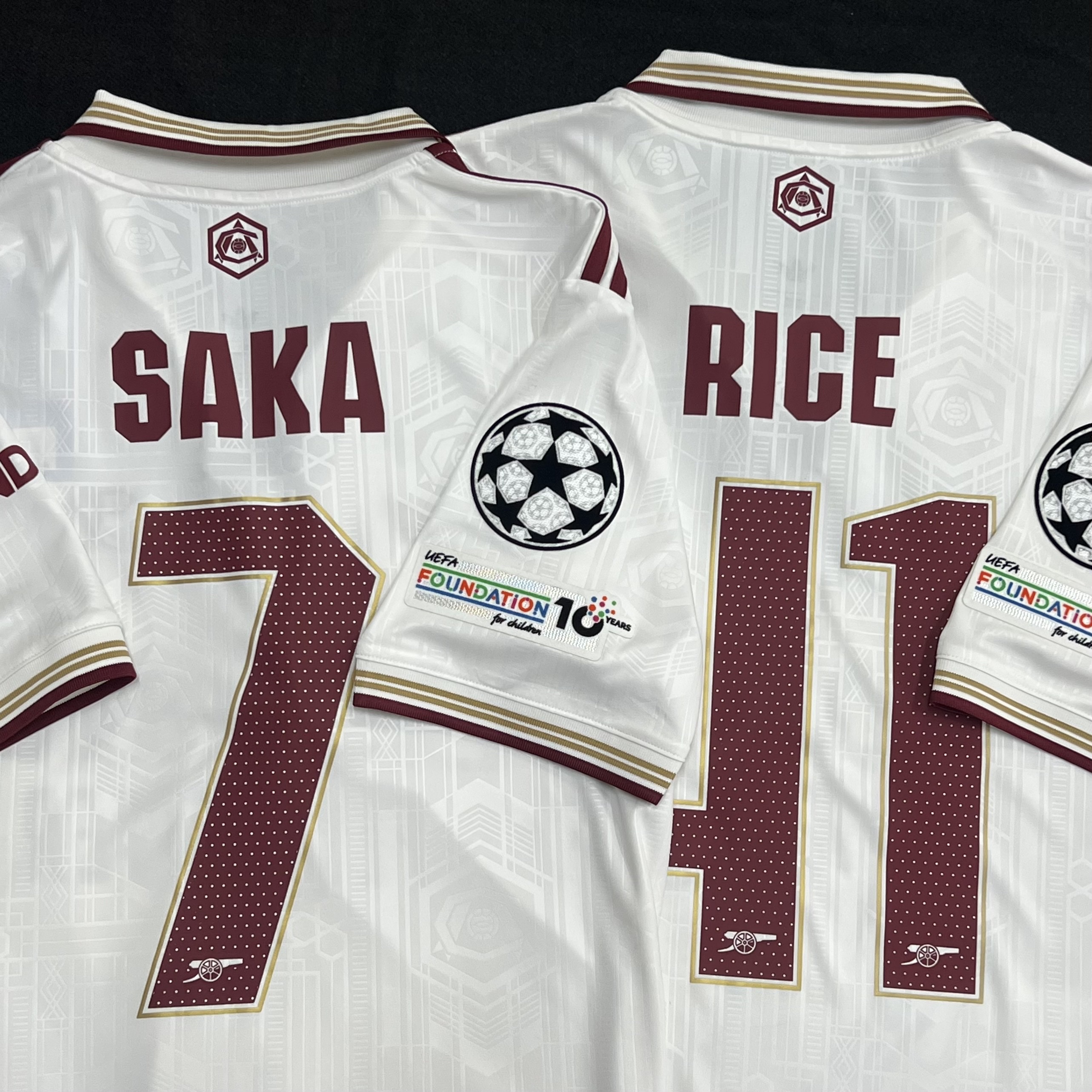 Adidas Arsenal 2025/26 3rd Jersey Cloud White Team Coll Burgundy 2 - KR Sizing (Non Marking Ver.), Adidas Arsenal 2025/26 3rd Authentic Jersey Cloud White Team Coll Burgundy 2 - KR Sizing (Non Marking Ver.) 착용 스타일