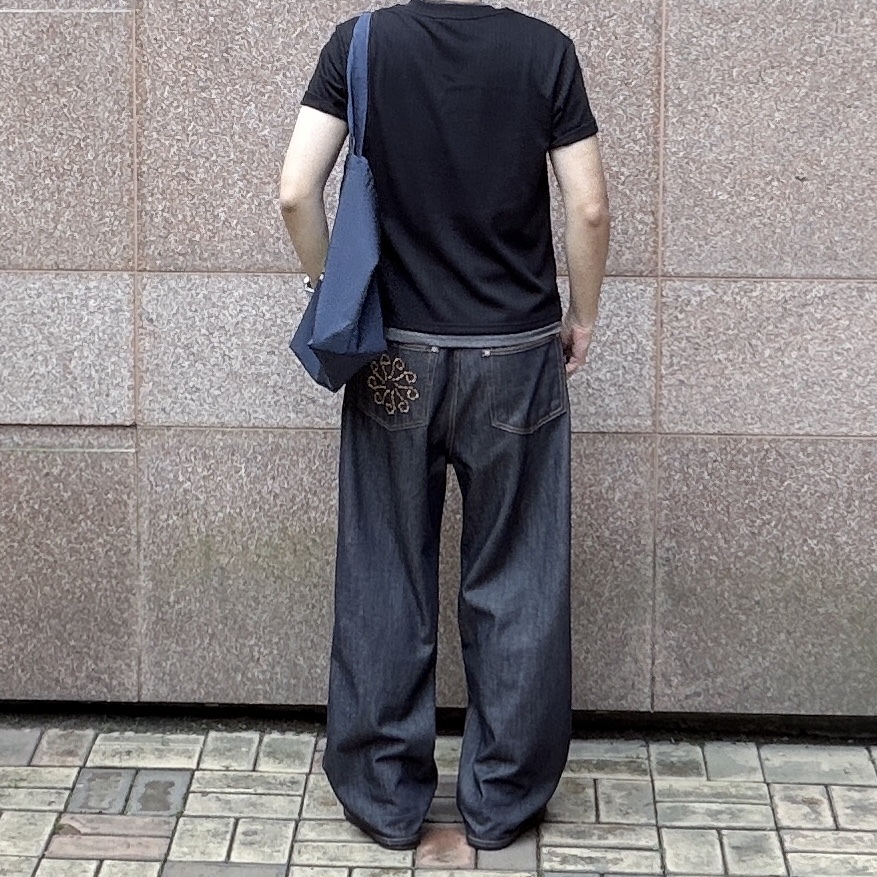 Dr. Martens 1461 Silver Arcadia Multi, Berlin Photobook Distribution Bfv 001 Bag Navy 착용 스타일 - 3