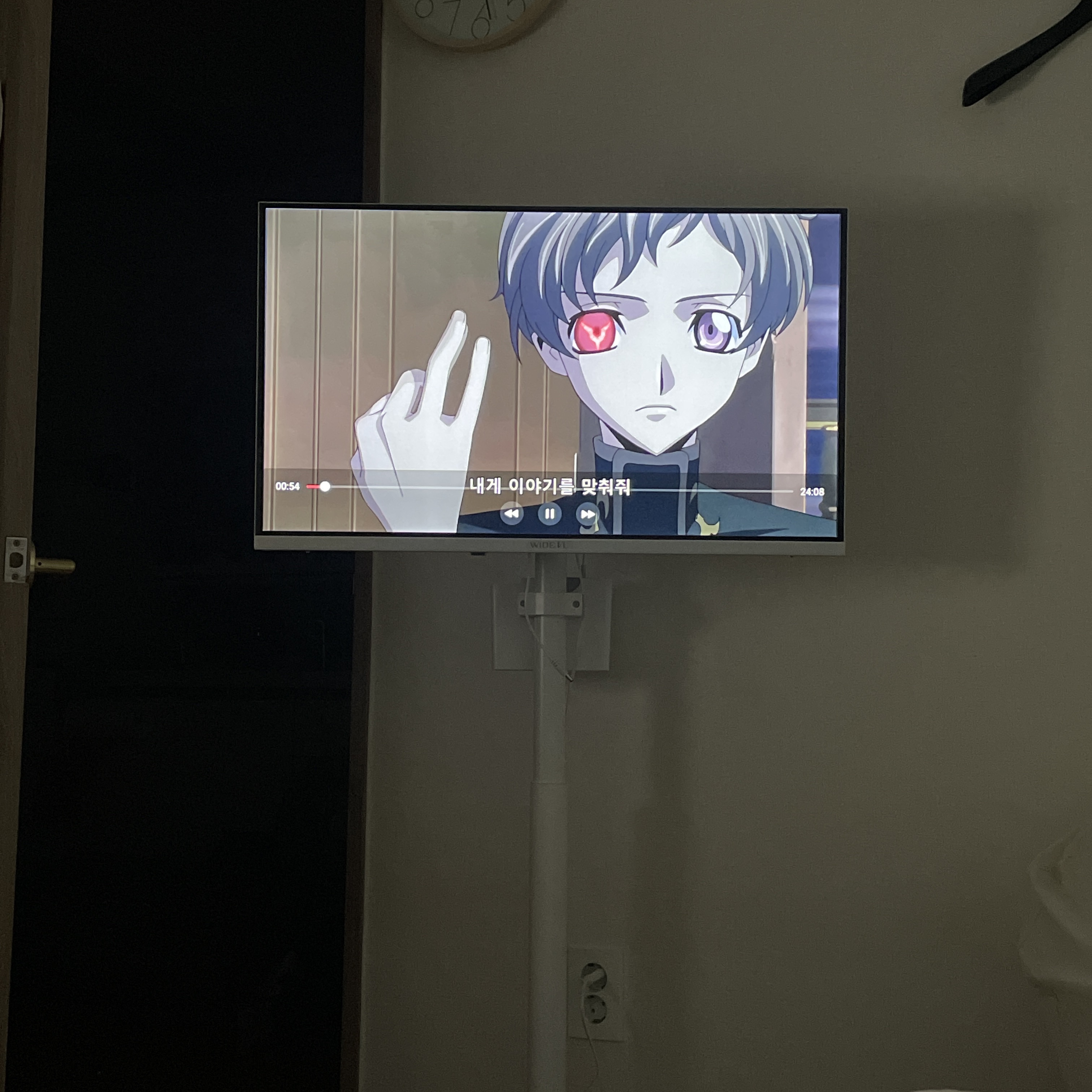 [15% 쿠폰] WIDEVU WideMovingVu White Edition V3-Air Set QLED 81 cm (32 in) FHD Smart Mobile TV 착용 스타일 - 1