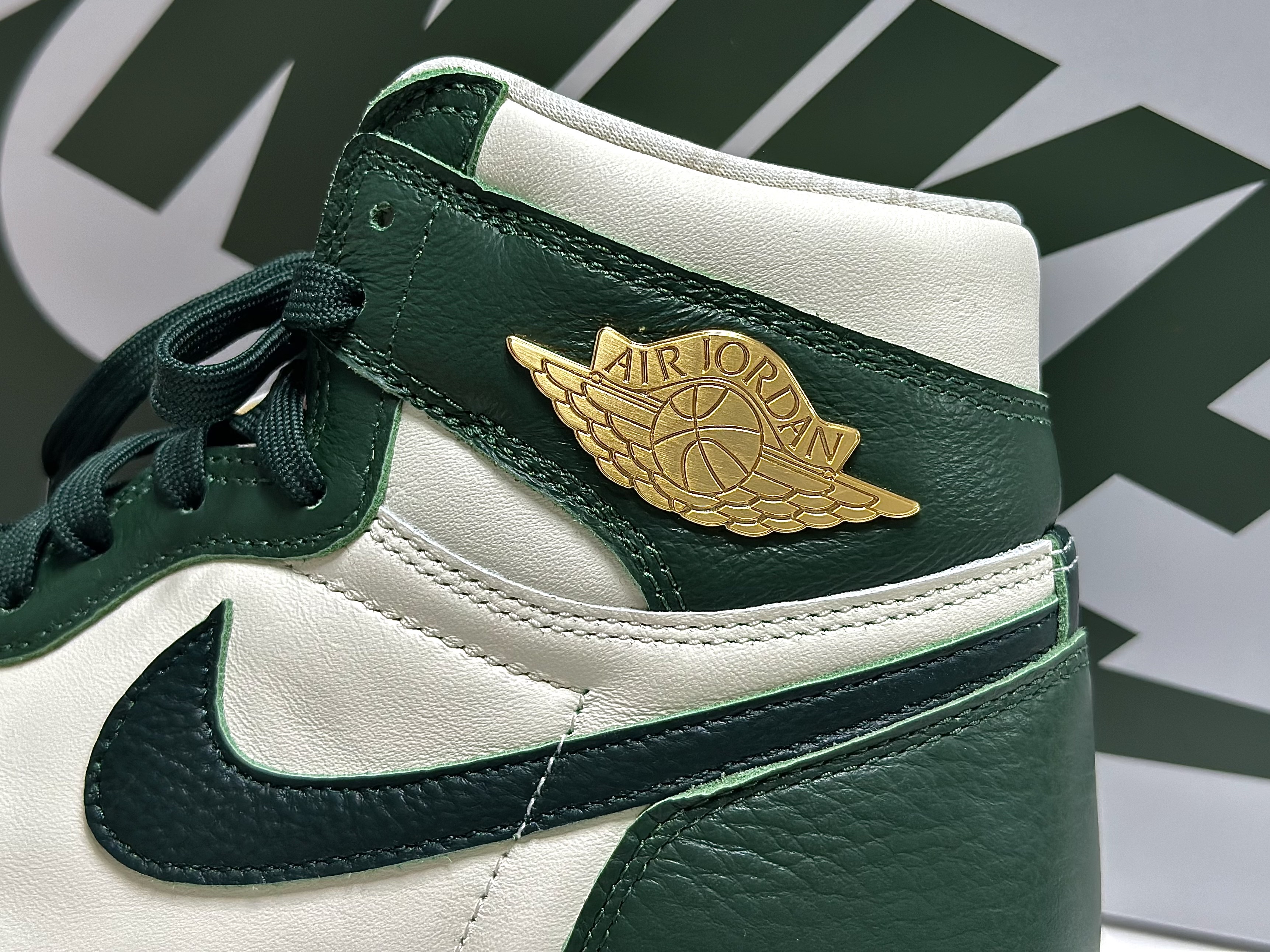 (W) Jordan 1 High OG Pro Green 착용 스타일 - 2