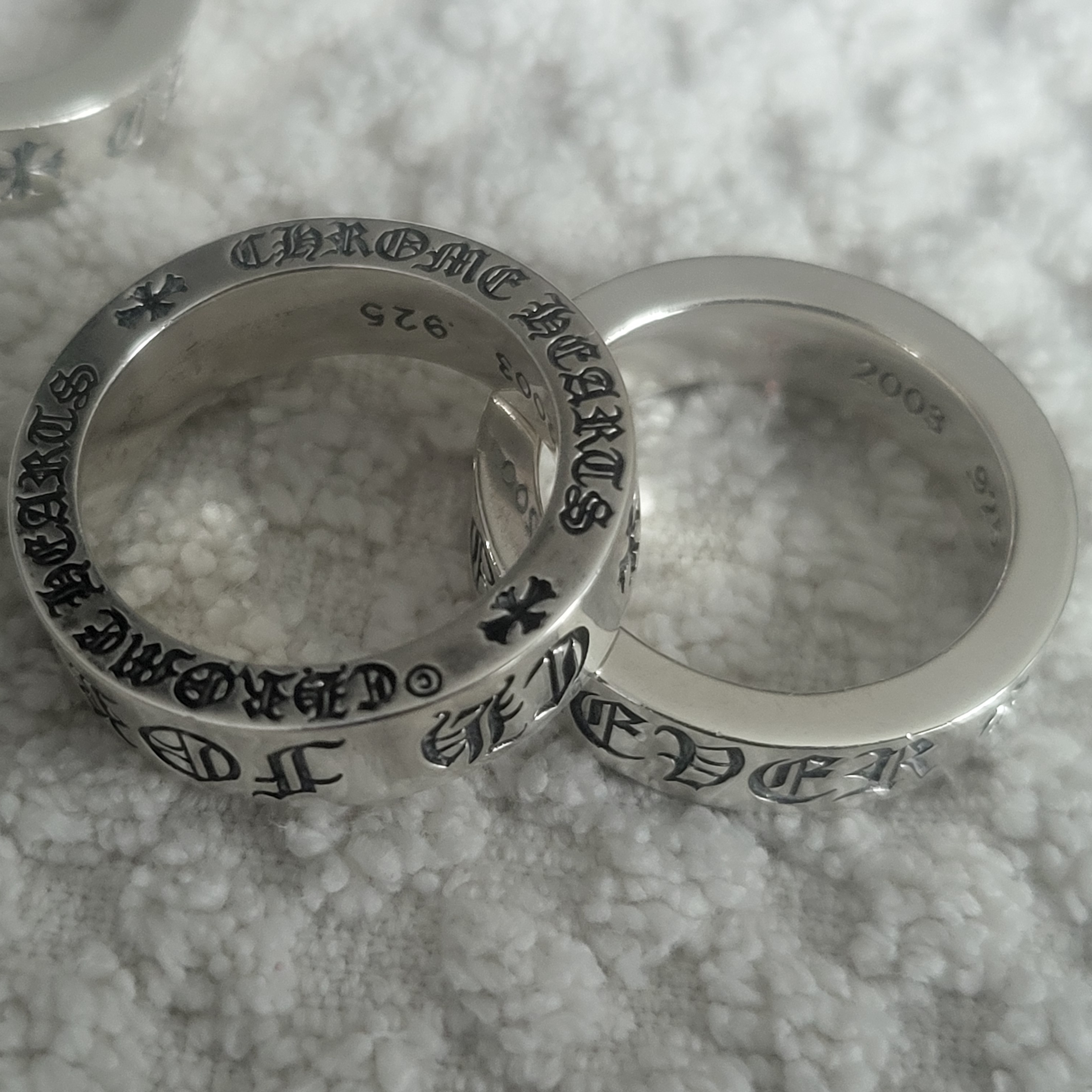 Chrome Hearts Spacer Forever Ring 6mm Silver 착용 스타일