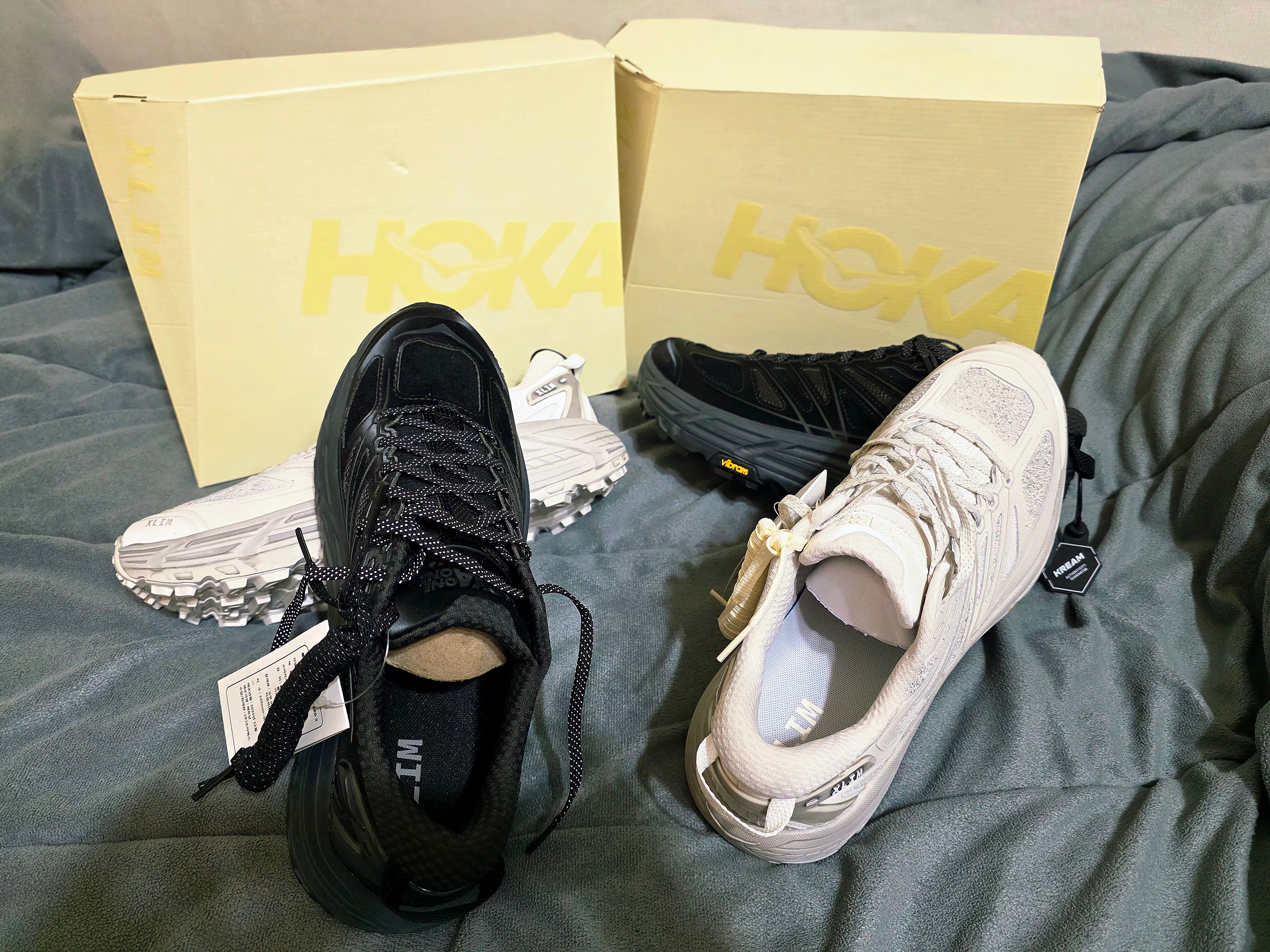 Hoka x Xlim Mafate Speed 2 TS Grey Foam, Hoka x Xlim Mafate Speed 2 TS Black Charcoal 착용 스타일 - 2